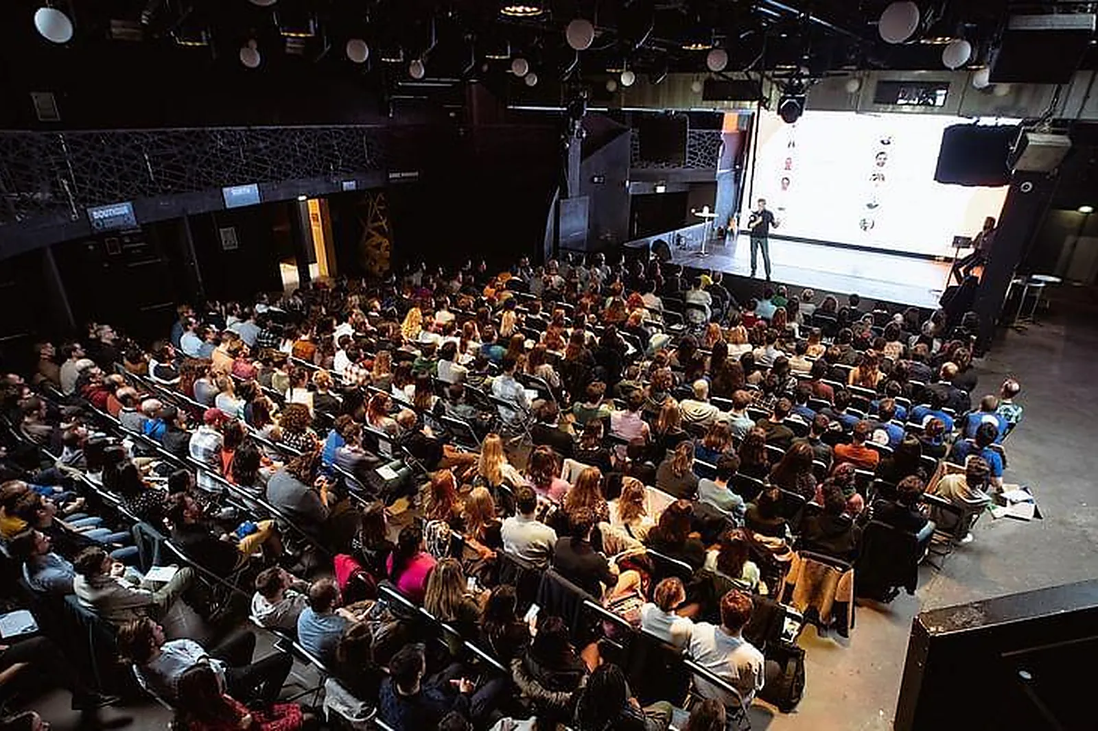 Lieux événementiels, WAREHOUSE