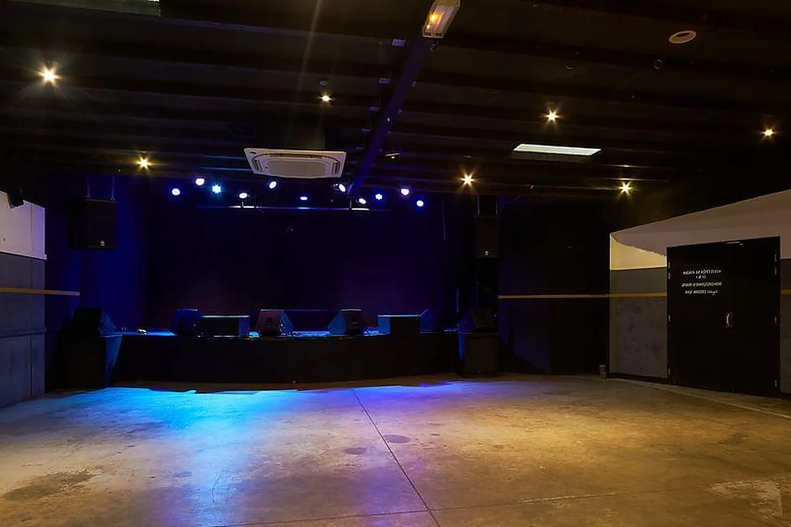 Lieux événementiels, WARMAUDIO