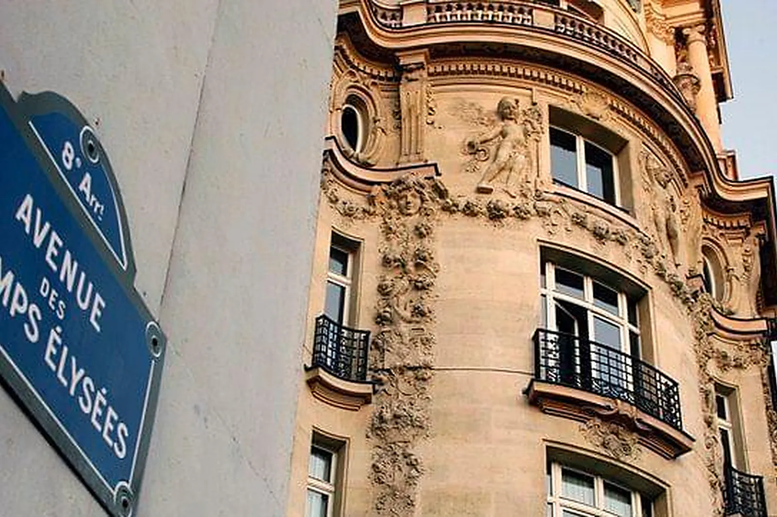 Lieux événementiels, WARWICK PARIS ****
