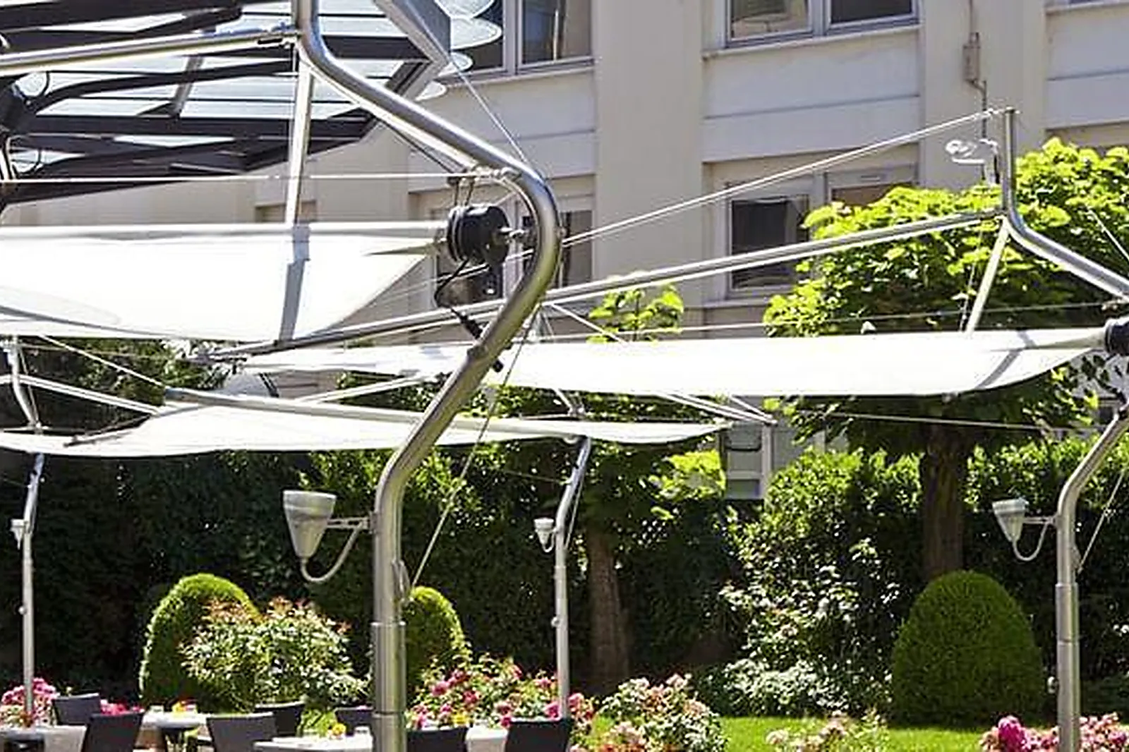 Lieux événementiels, WARWICK REINE ASTRID ****