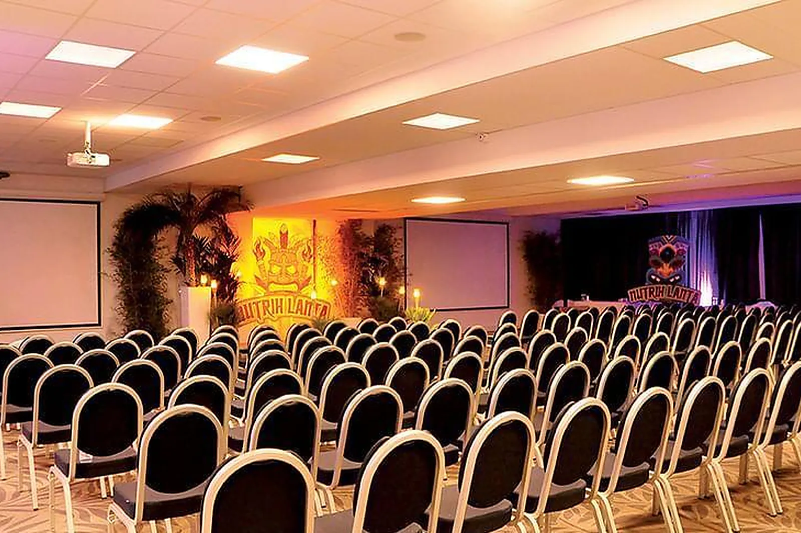 Lieux événementiels, WESTOTEL LE POULIGUEN - LA BAULE ****