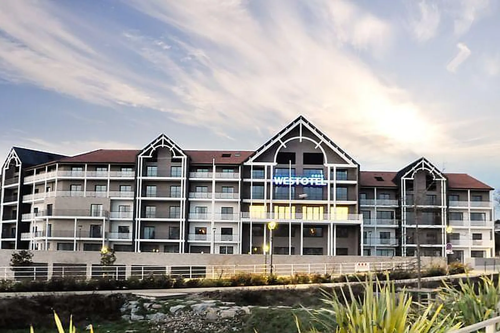 Lieux événementiels, WESTOTEL PORNIC****