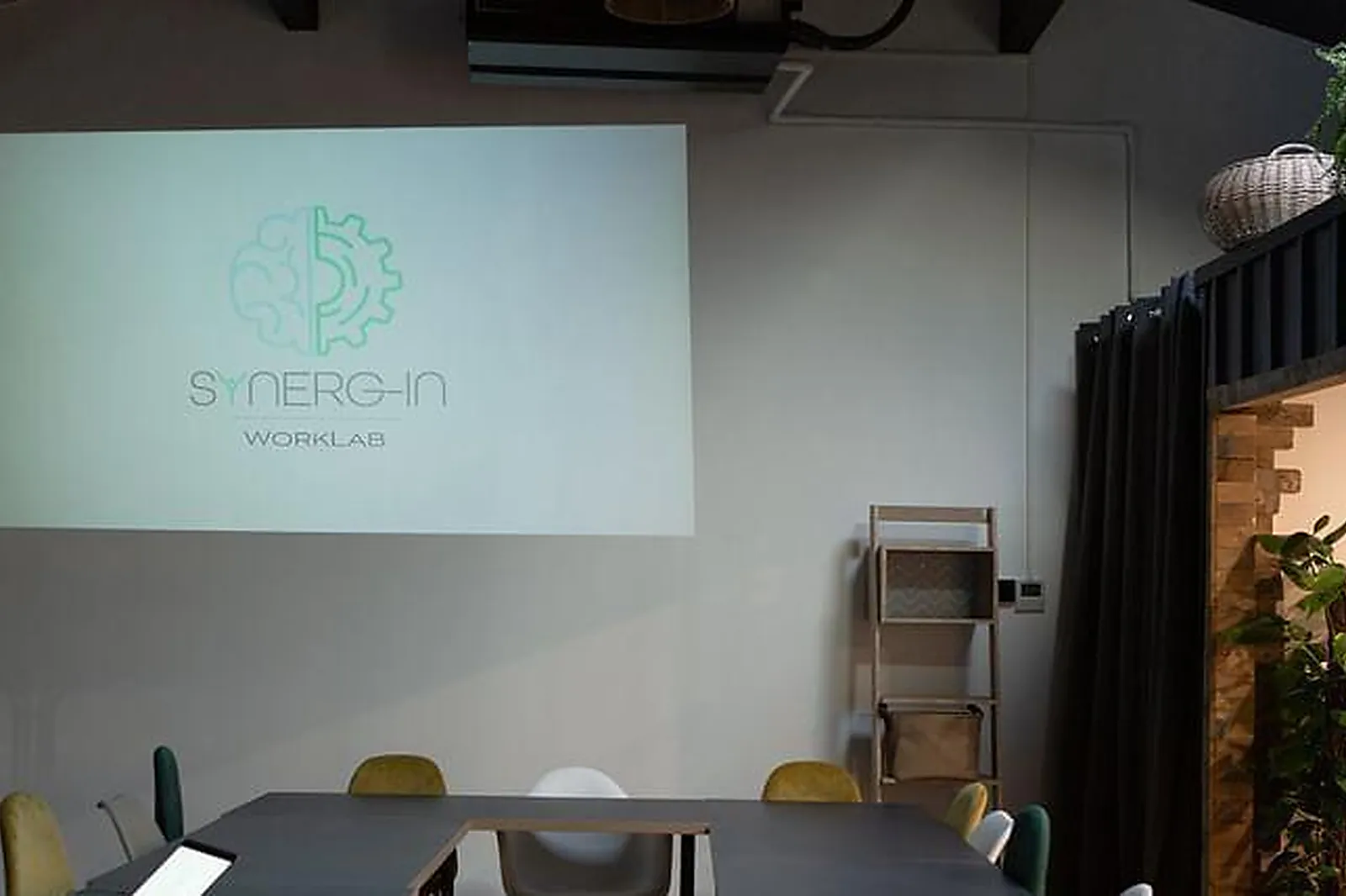 Lieux événementiels, WORKLAB - MARCHÉ DU LEZ