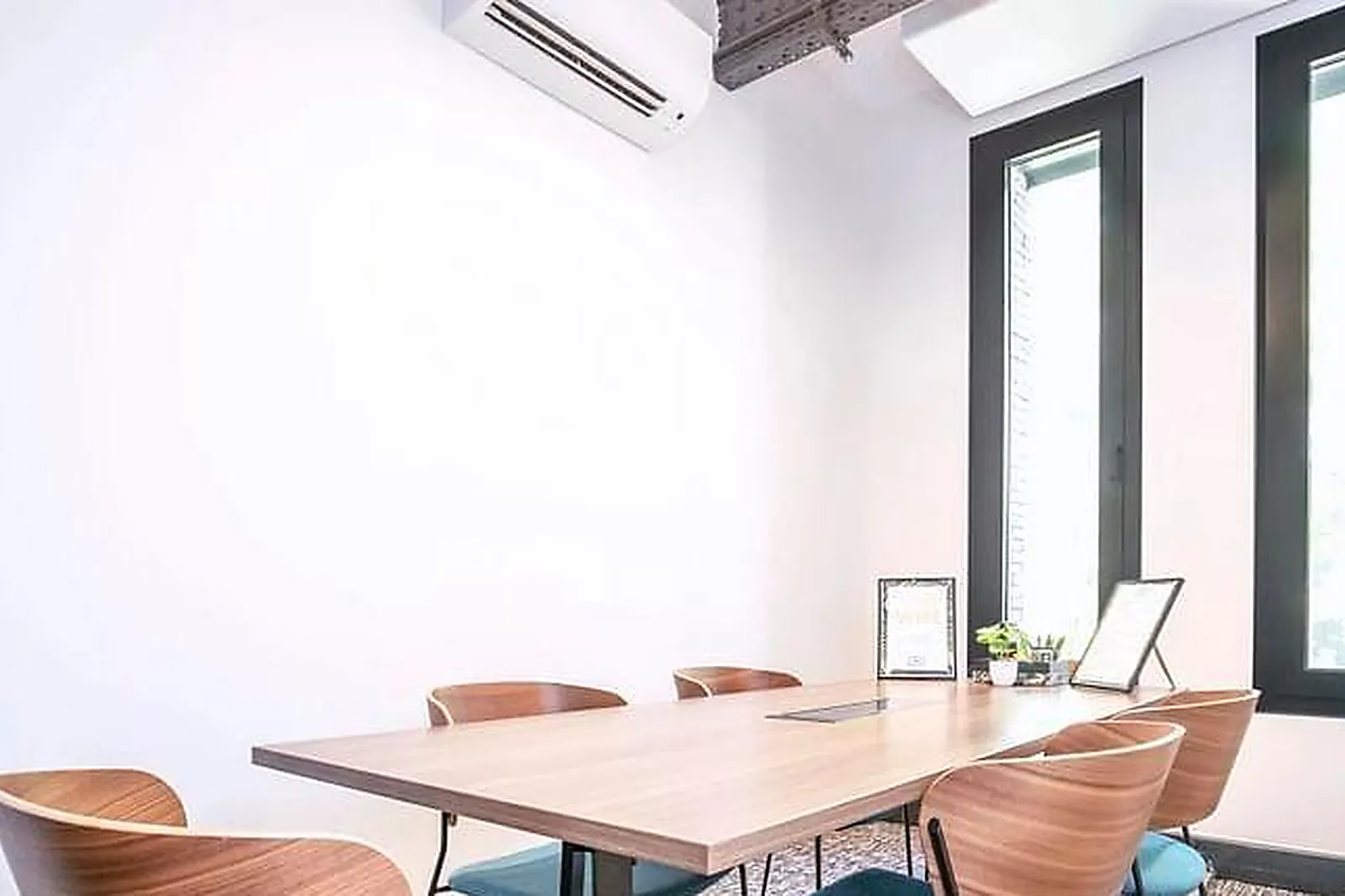 Lieux événementiels, WORK & SHARE SAINT OUEN