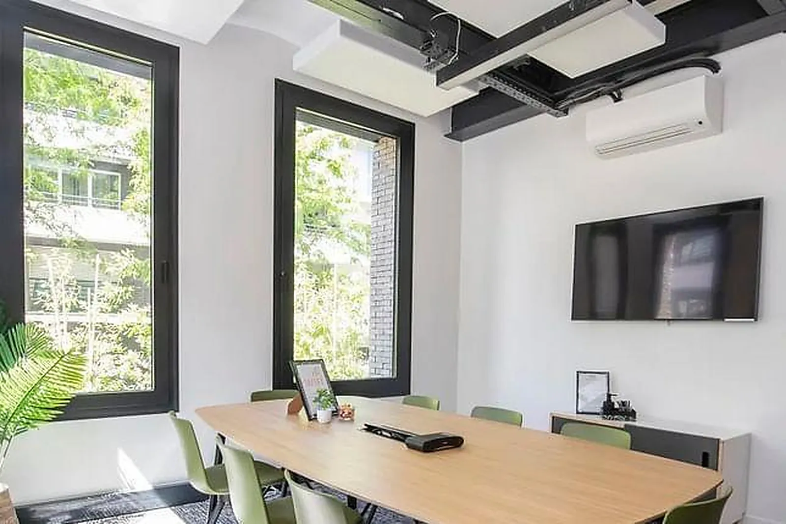 Lieux événementiels, WORK & SHARE SAINT OUEN