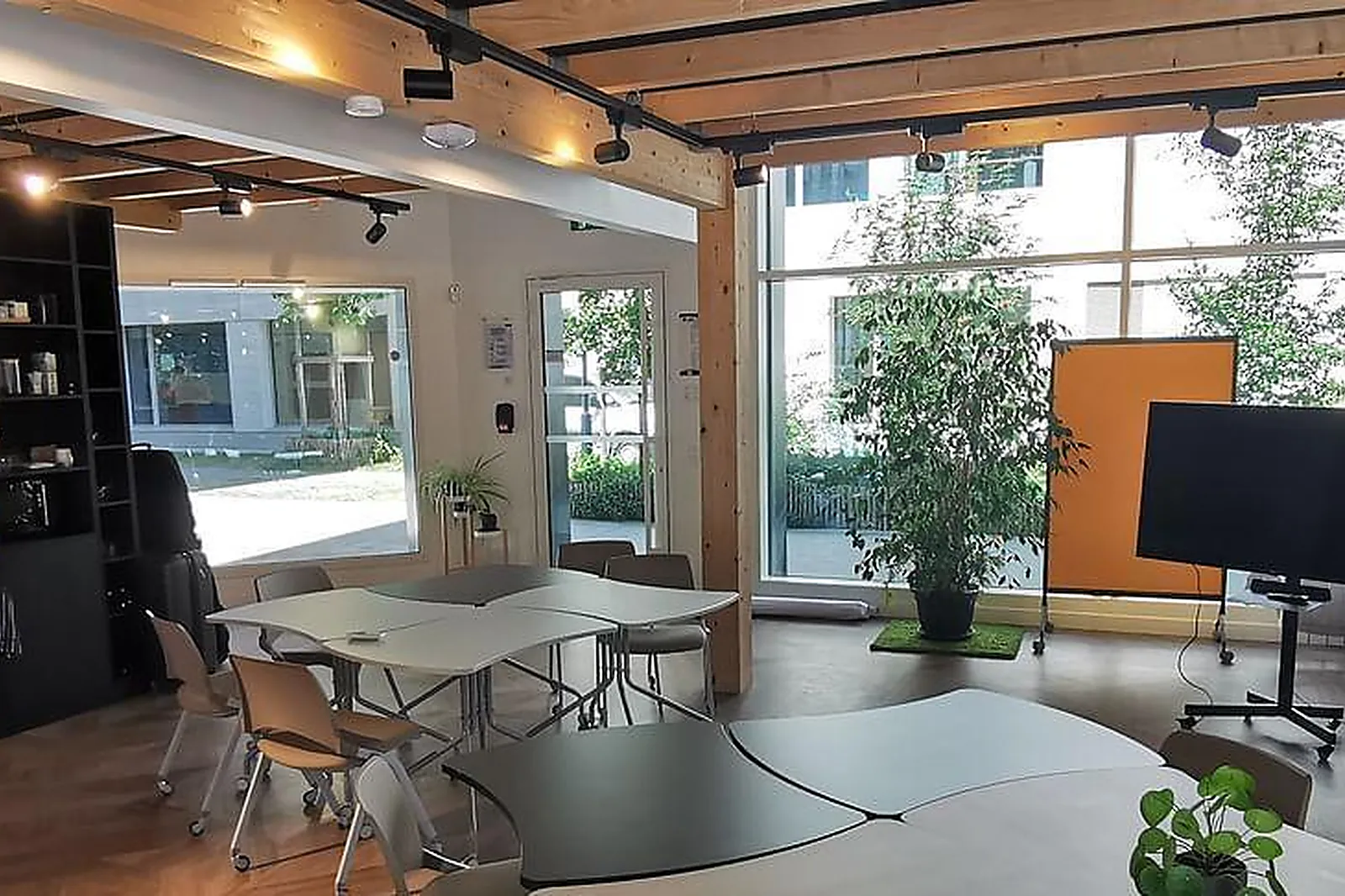 Lieux événementiels, WORKLAB