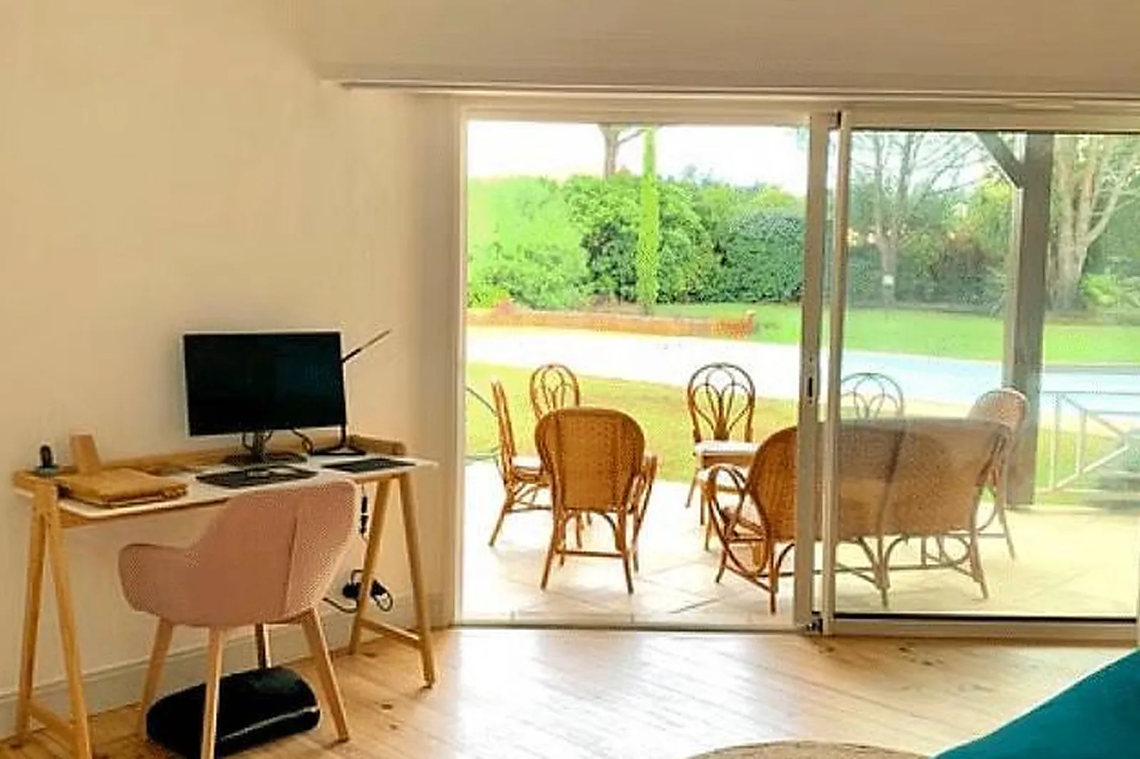 Lieux événementiels, WORKPACKERS - LA VILLA DES PINS