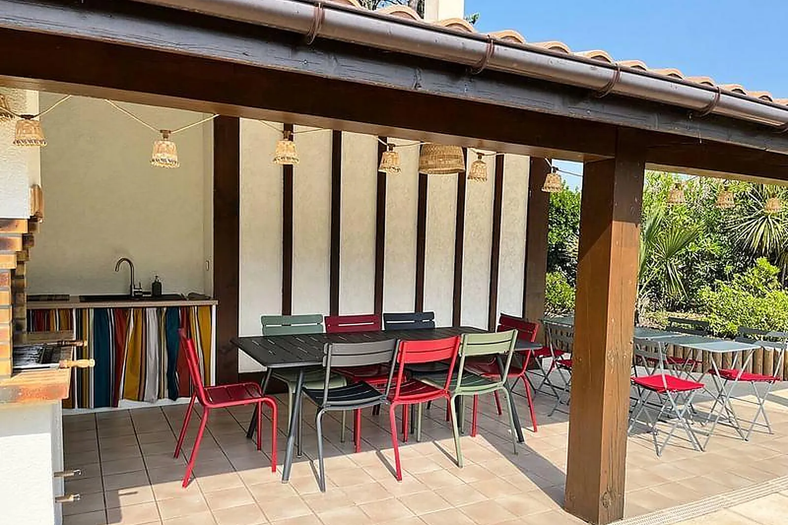 Lieux événementiels, WORKPACKERS - LA VILLA DES PINS