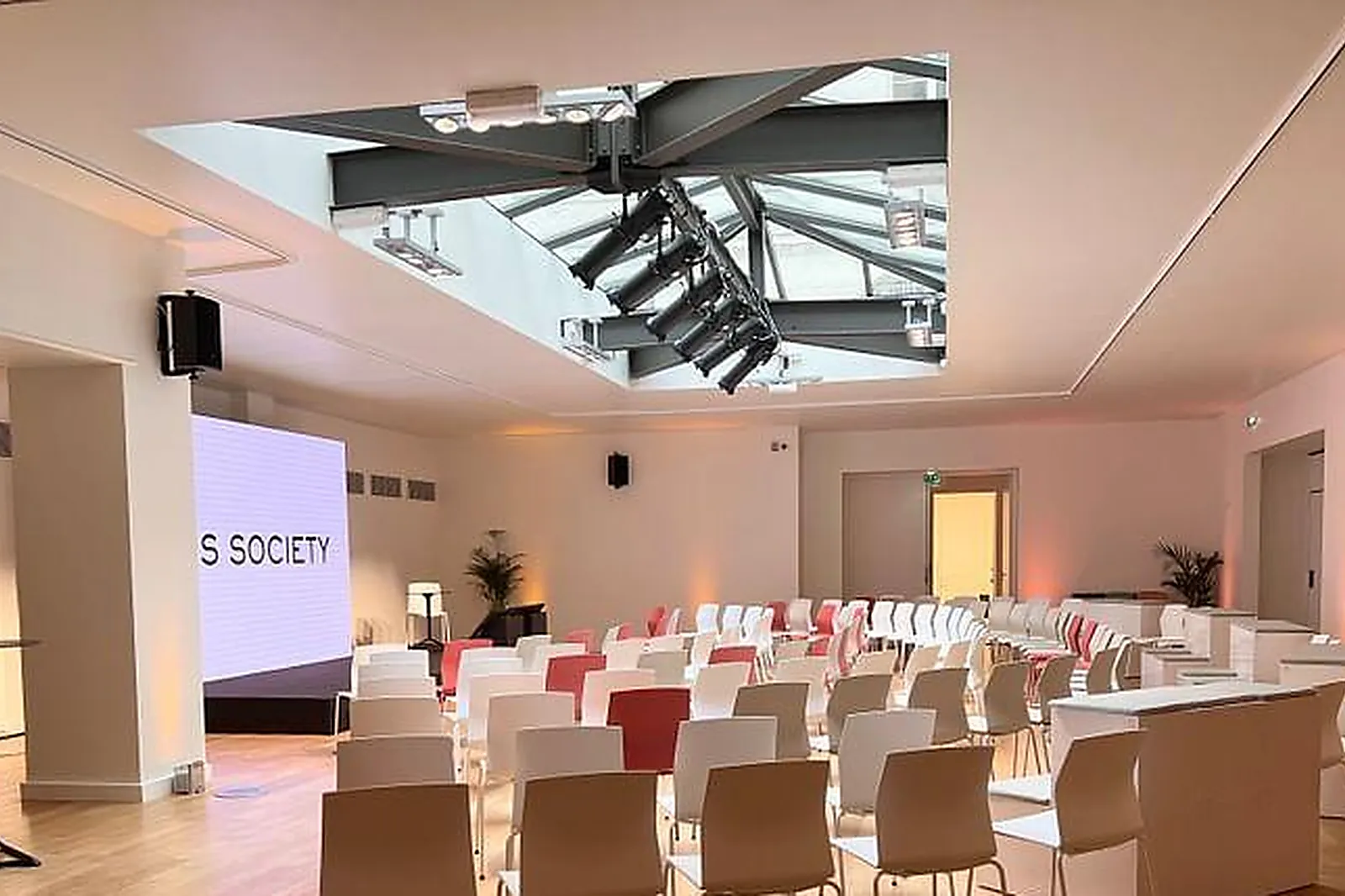 Lieux événementiels, WORKSTATION