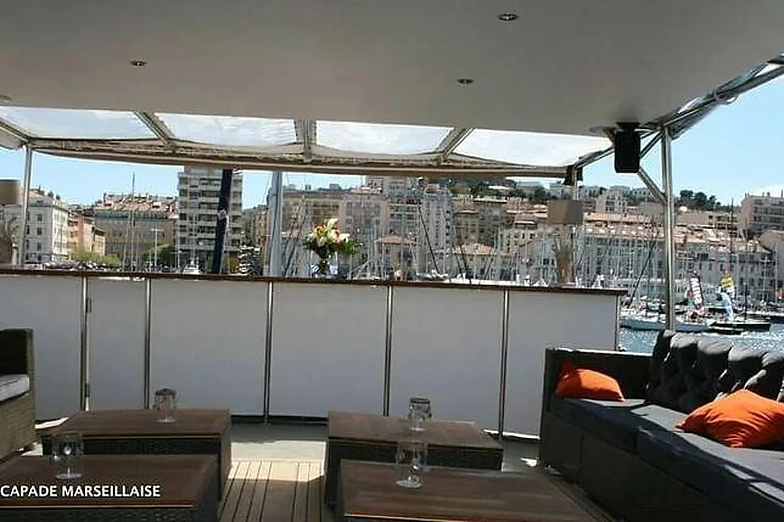 Lieux événementiels, YACHT CYOS