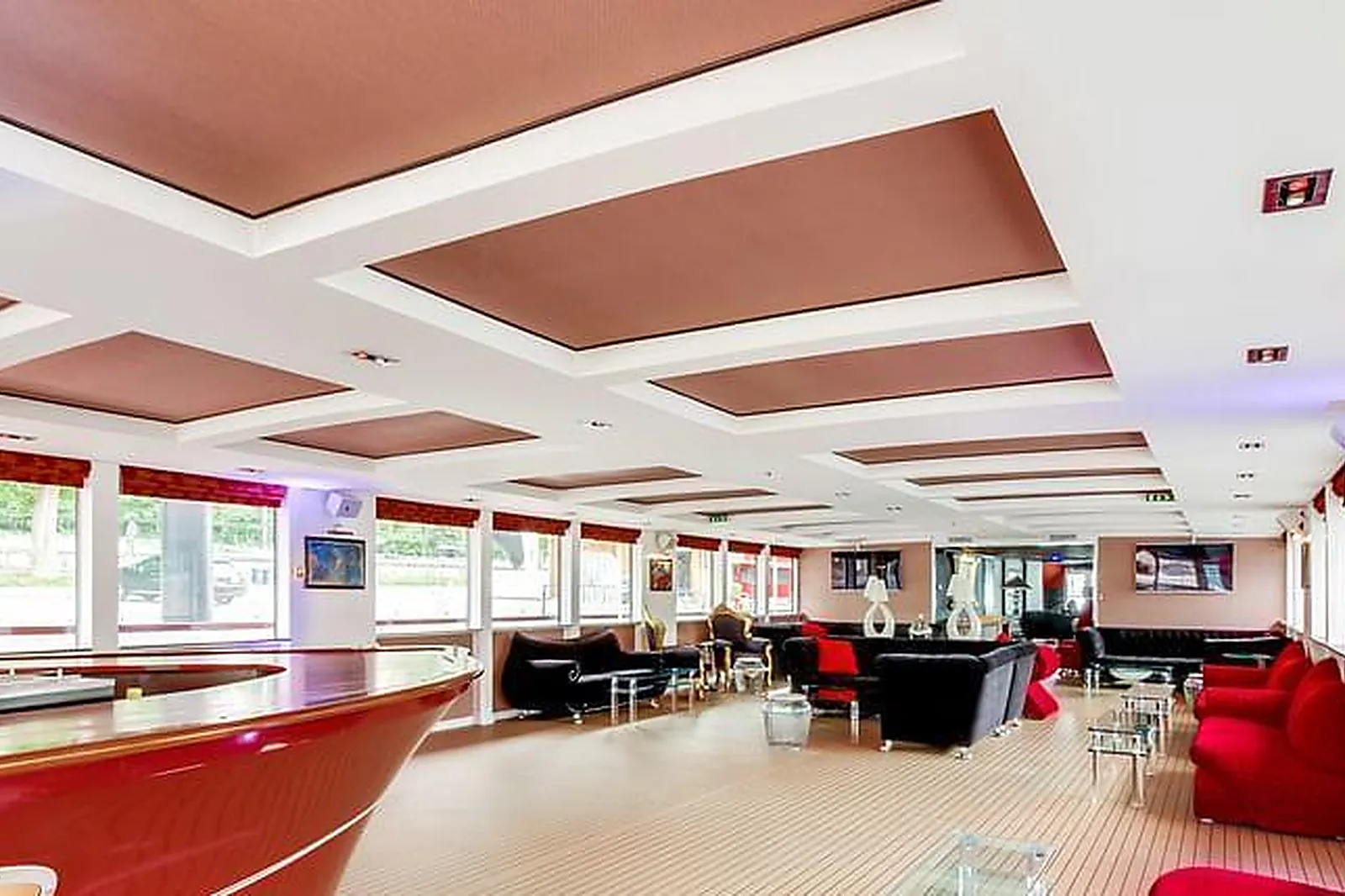 Lieux événementiels, YACHT CLIPPER PARIS