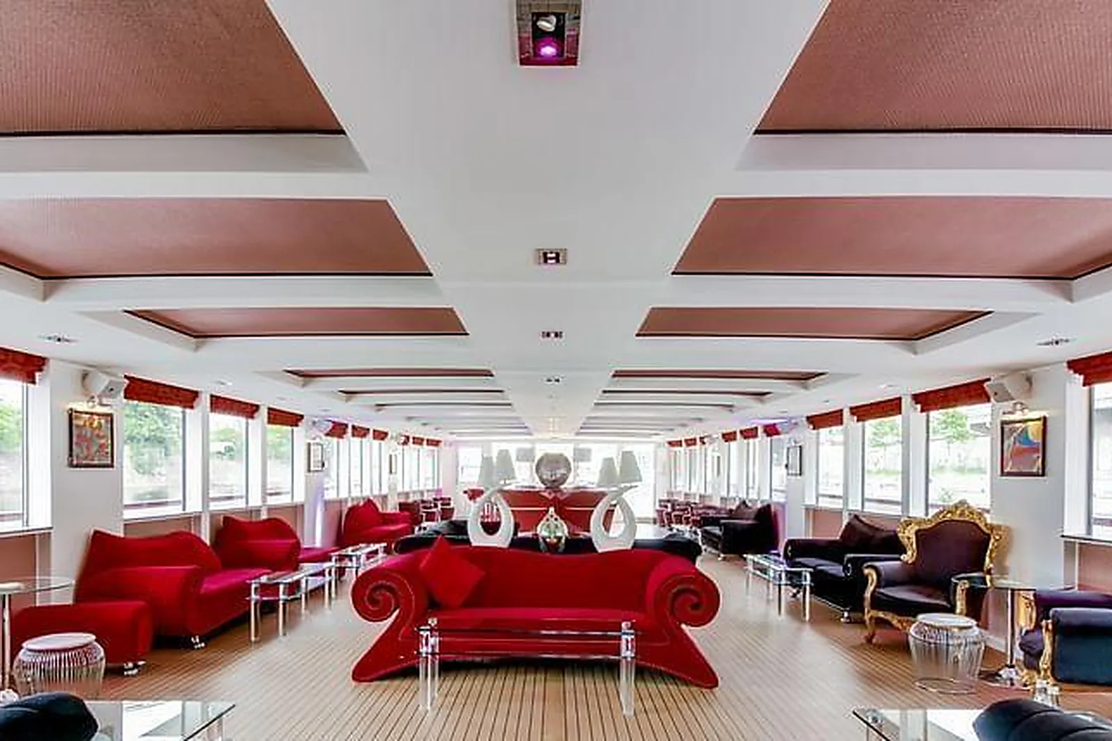 Lieux événementiels, YACHT CLIPPER PARIS
