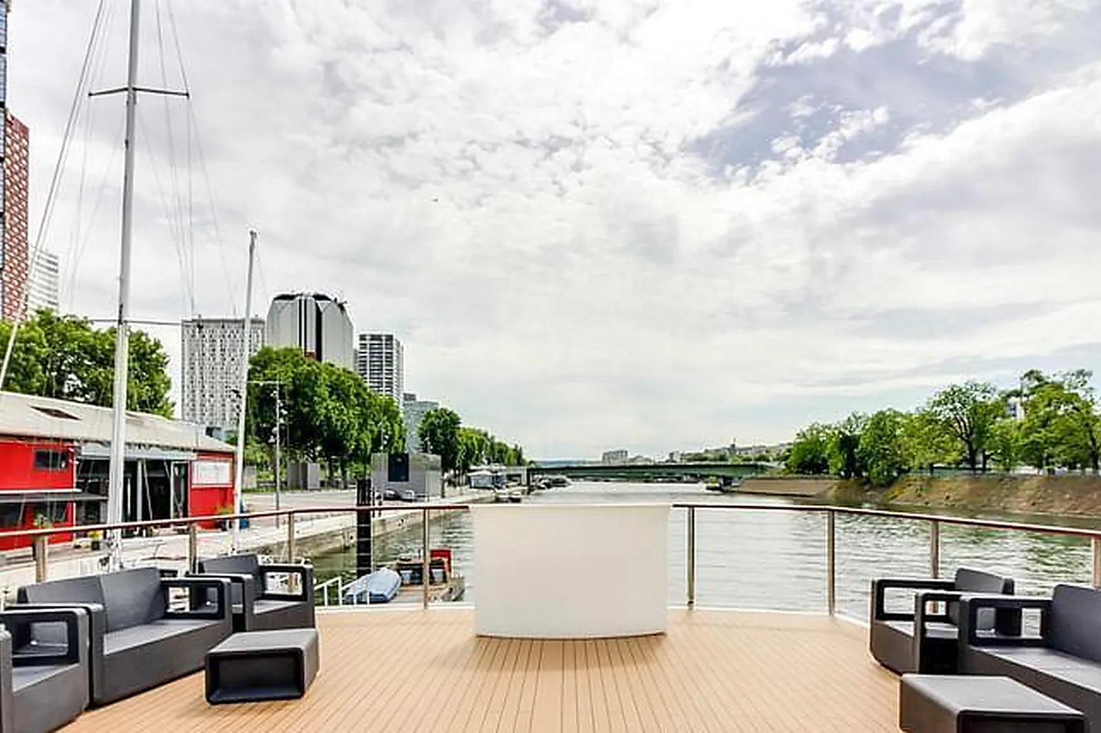 Lieux événementiels, YACHT CLIPPER PARIS