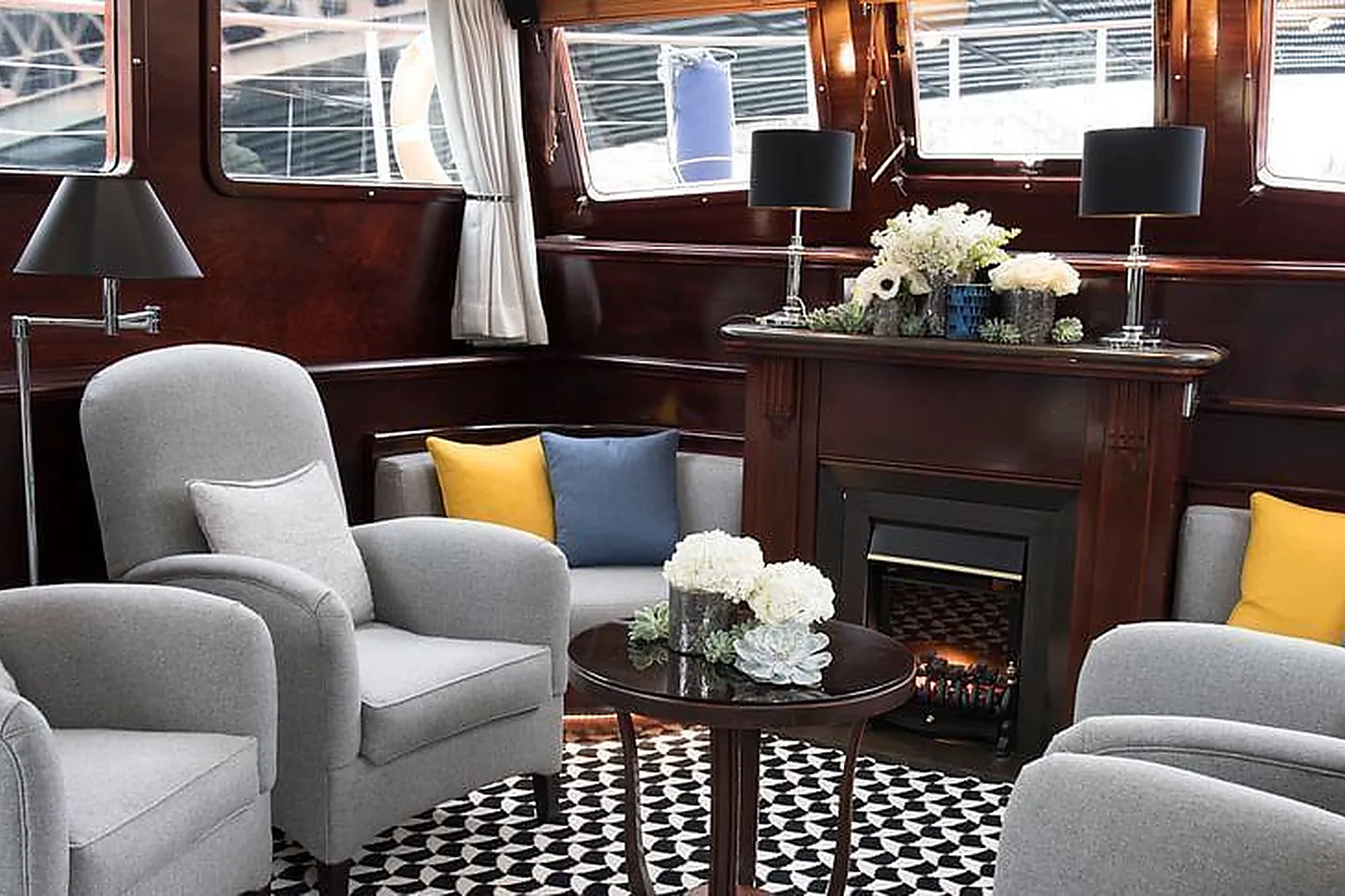 Lieux événementiels, YACHTS DE PARIS - CACHEMIRE