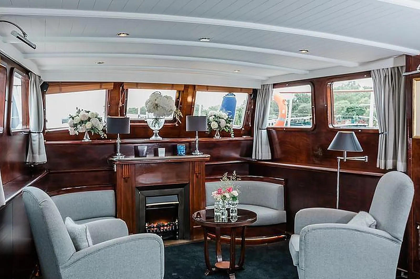 Lieux événementiels, YACHTS DE PARIS - CACHEMIRE