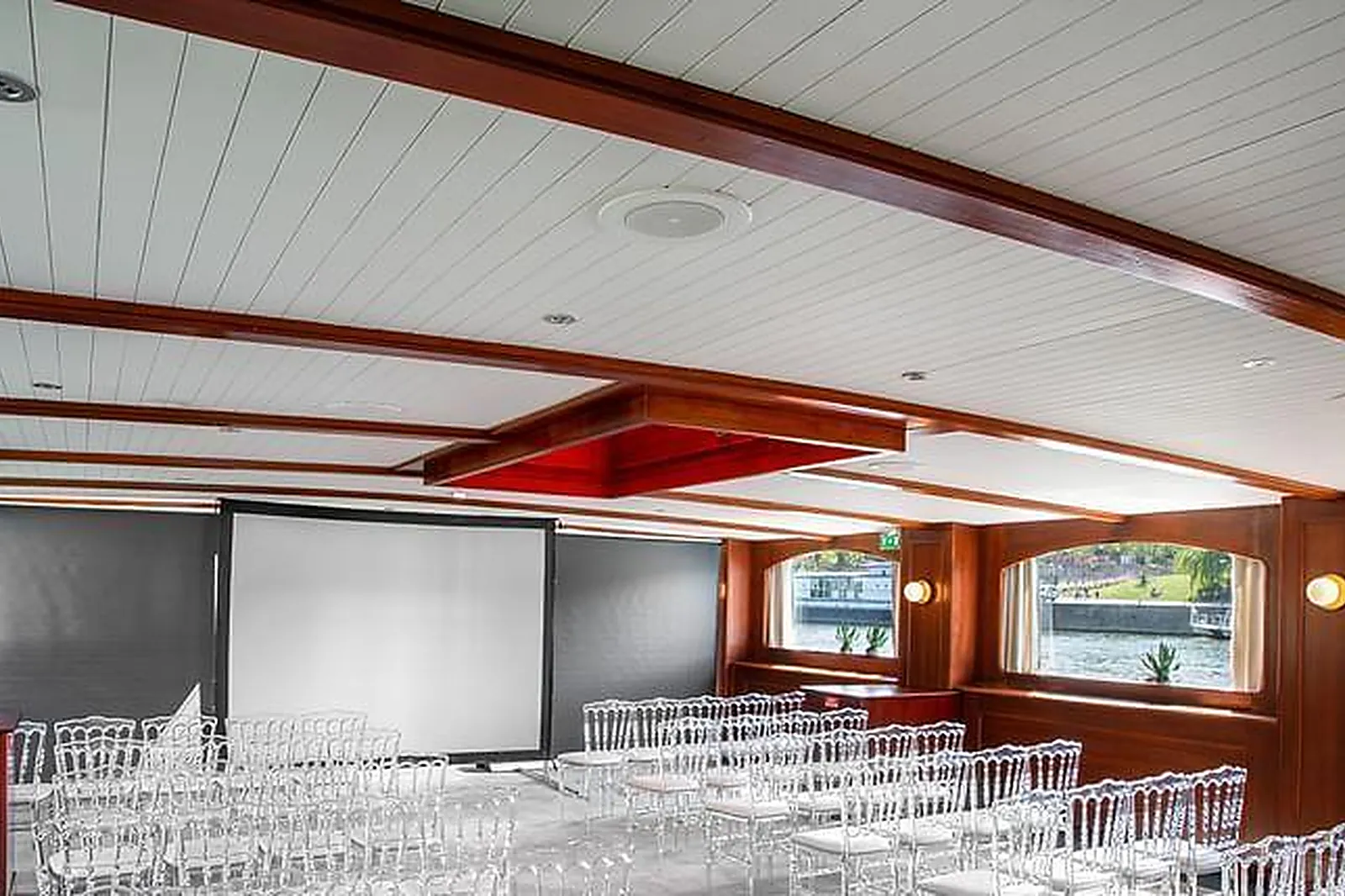 Lieux événementiels, YACHTS DE PARIS - EXCELLENCE