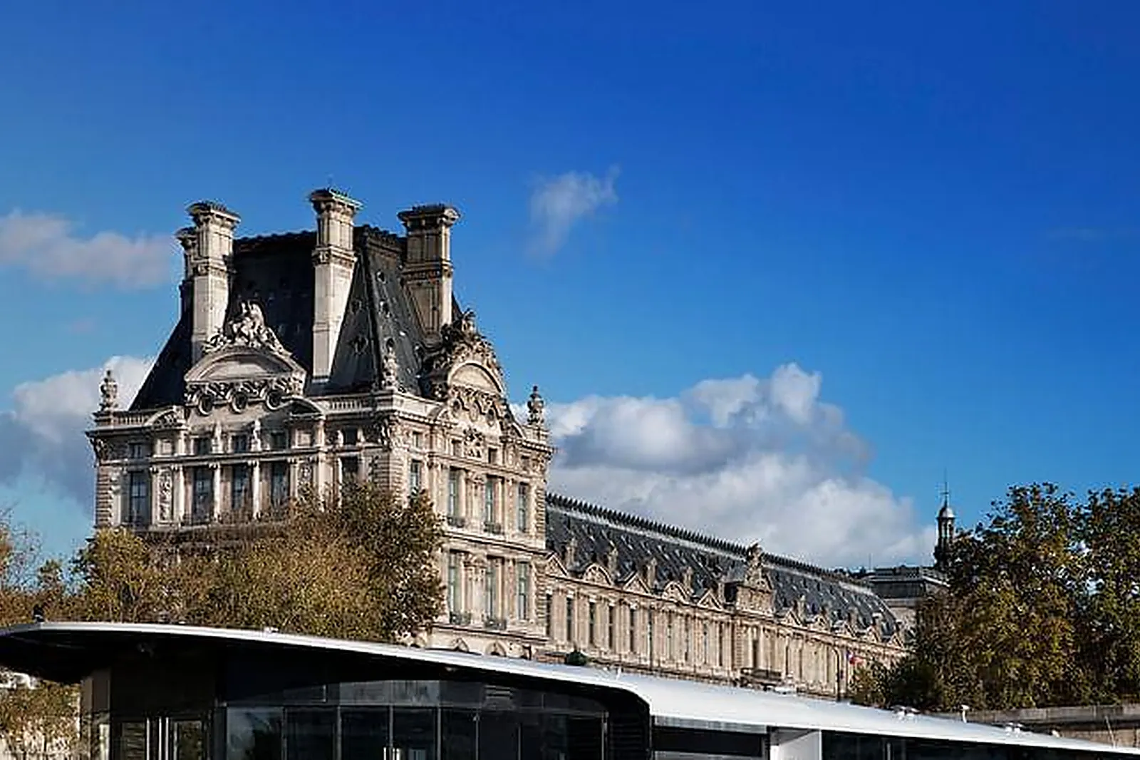 Lieux événementiels, YACHTS DE PARIS - MIRAGE