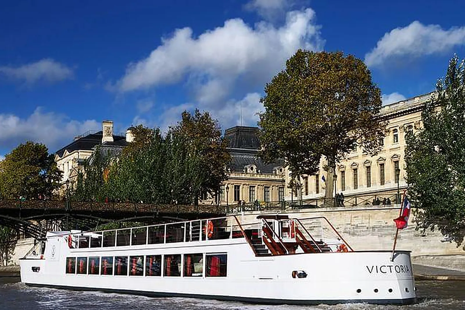Lieux événementiels, YACHTS DE PARIS - VICTORIA