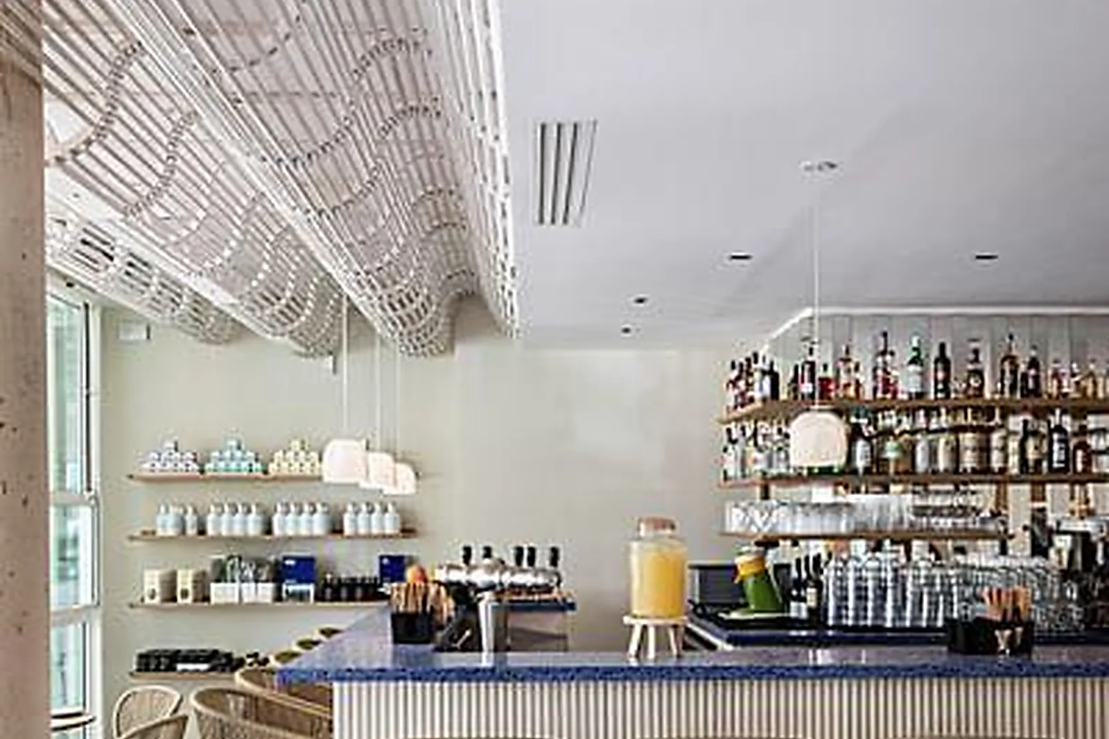 Lieux événementiels, YAYA ANTHONY