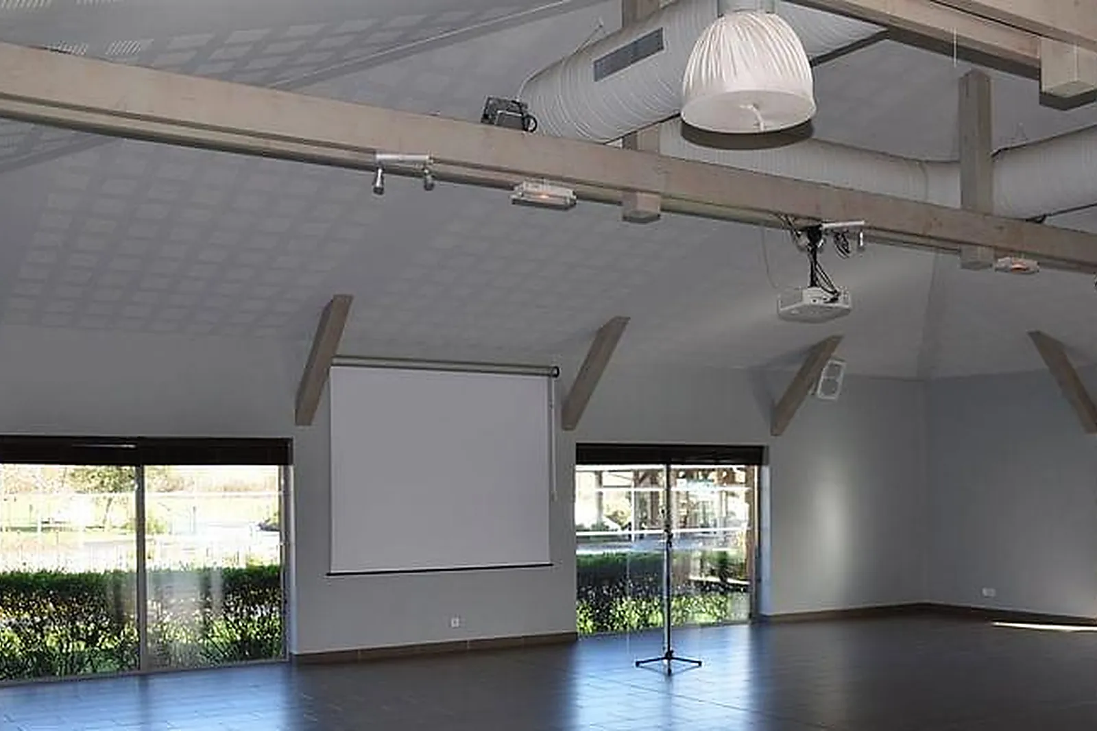 Lieux événementiels, YELLOH VILLAGE BORDEAUX LAC