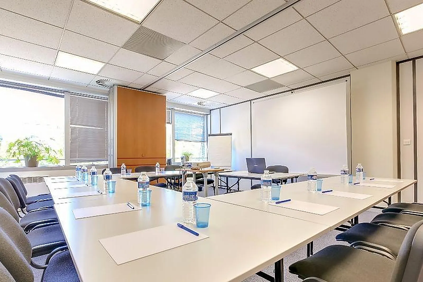 Lieux événementiels, YSO CENTRE D'AFFAIRES