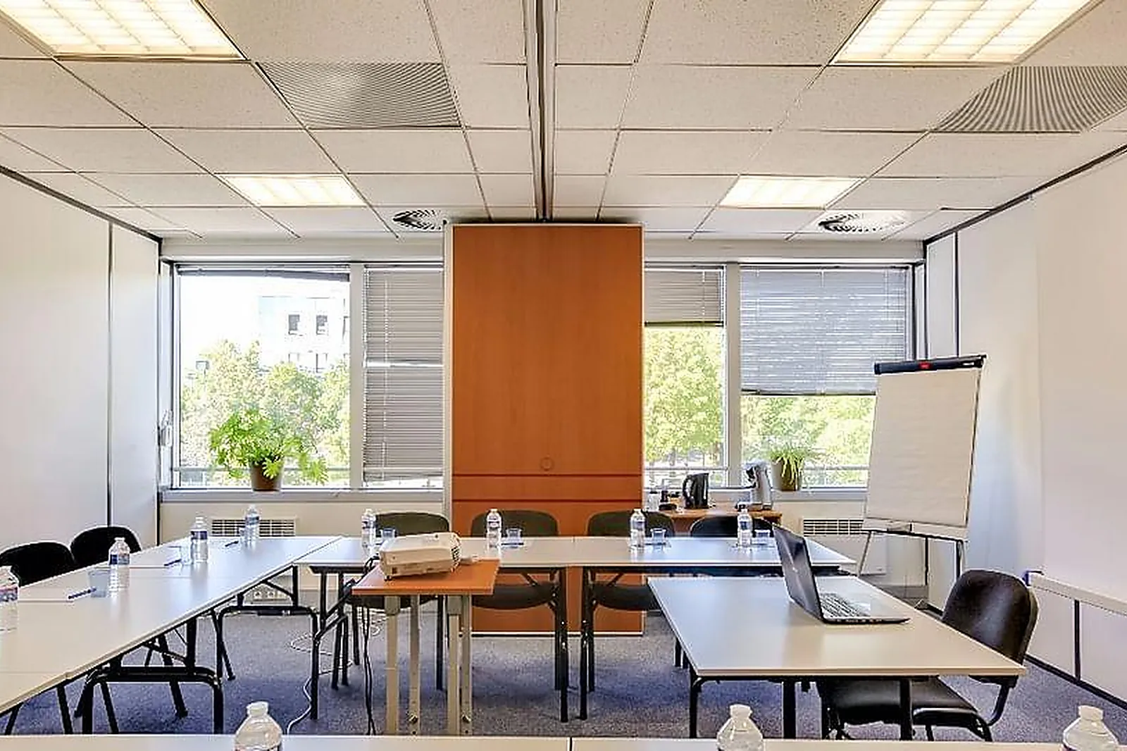 Lieux événementiels, YSO CENTRE D'AFFAIRES