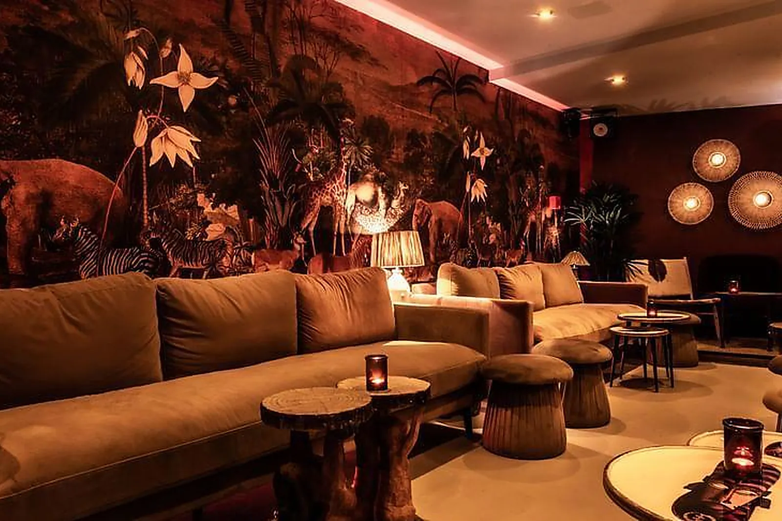 Lieux événementiels, ZANZI