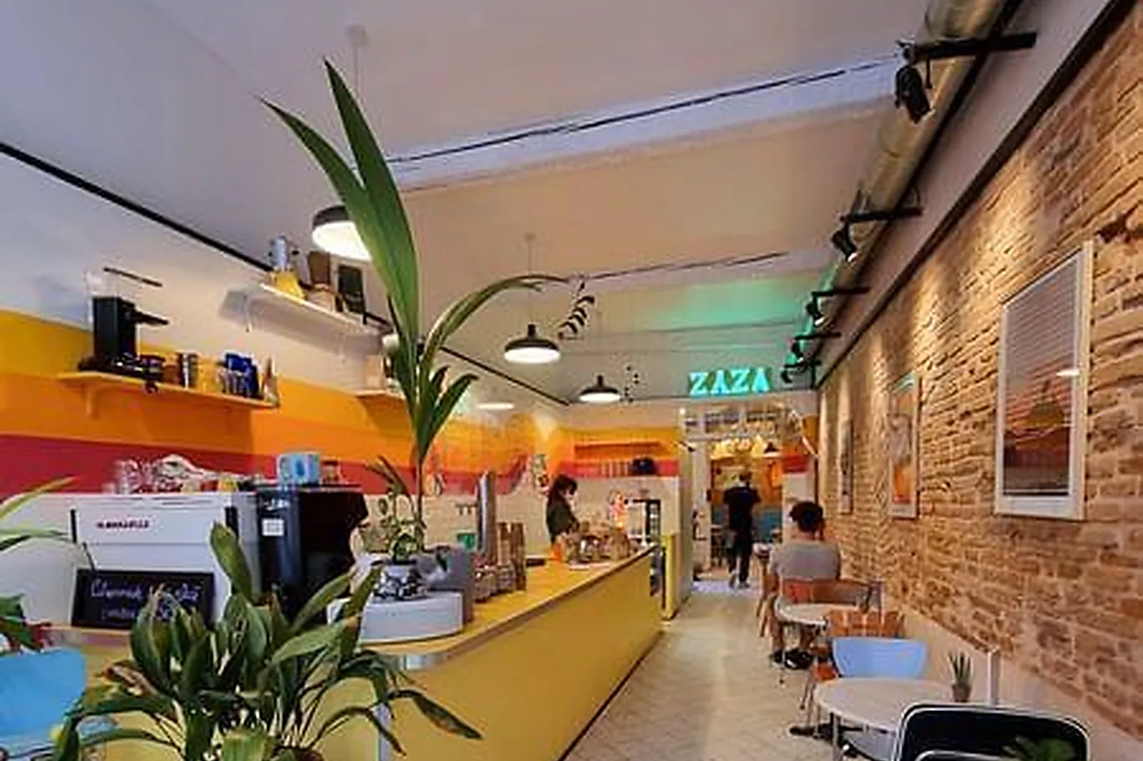 Lieux événementiels, ZAZA CAFÉ GALERIE