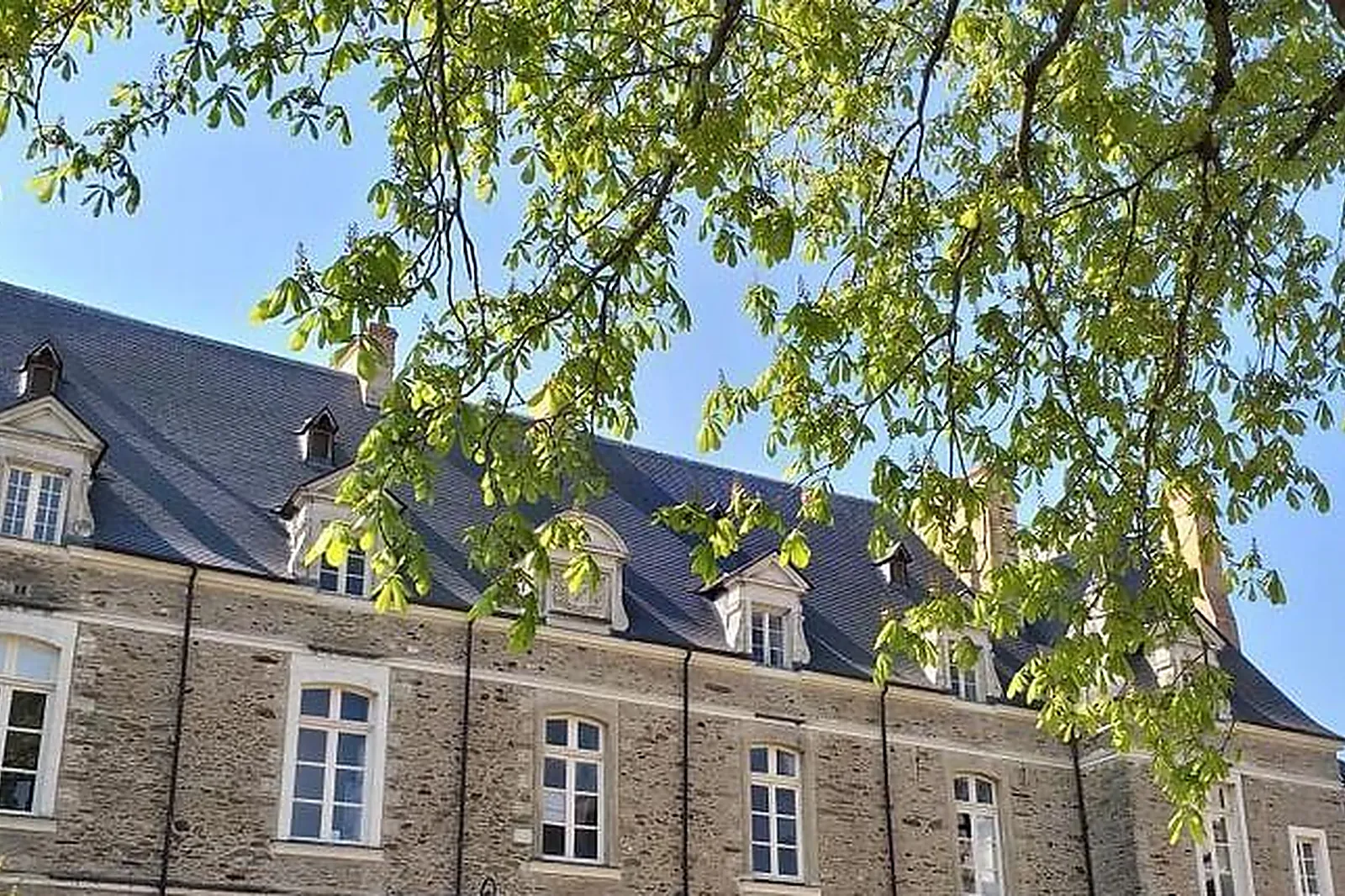 Lieux événementiels, L'ECLOZR