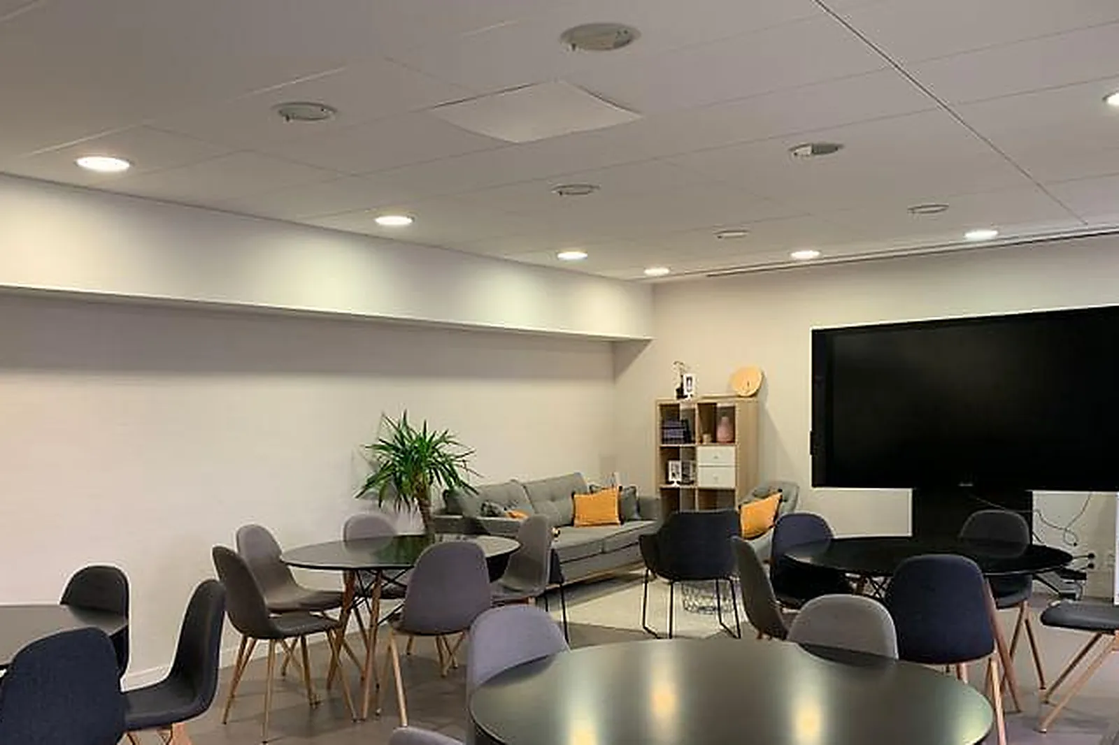 Lieux événementiels, L'ECLOZR