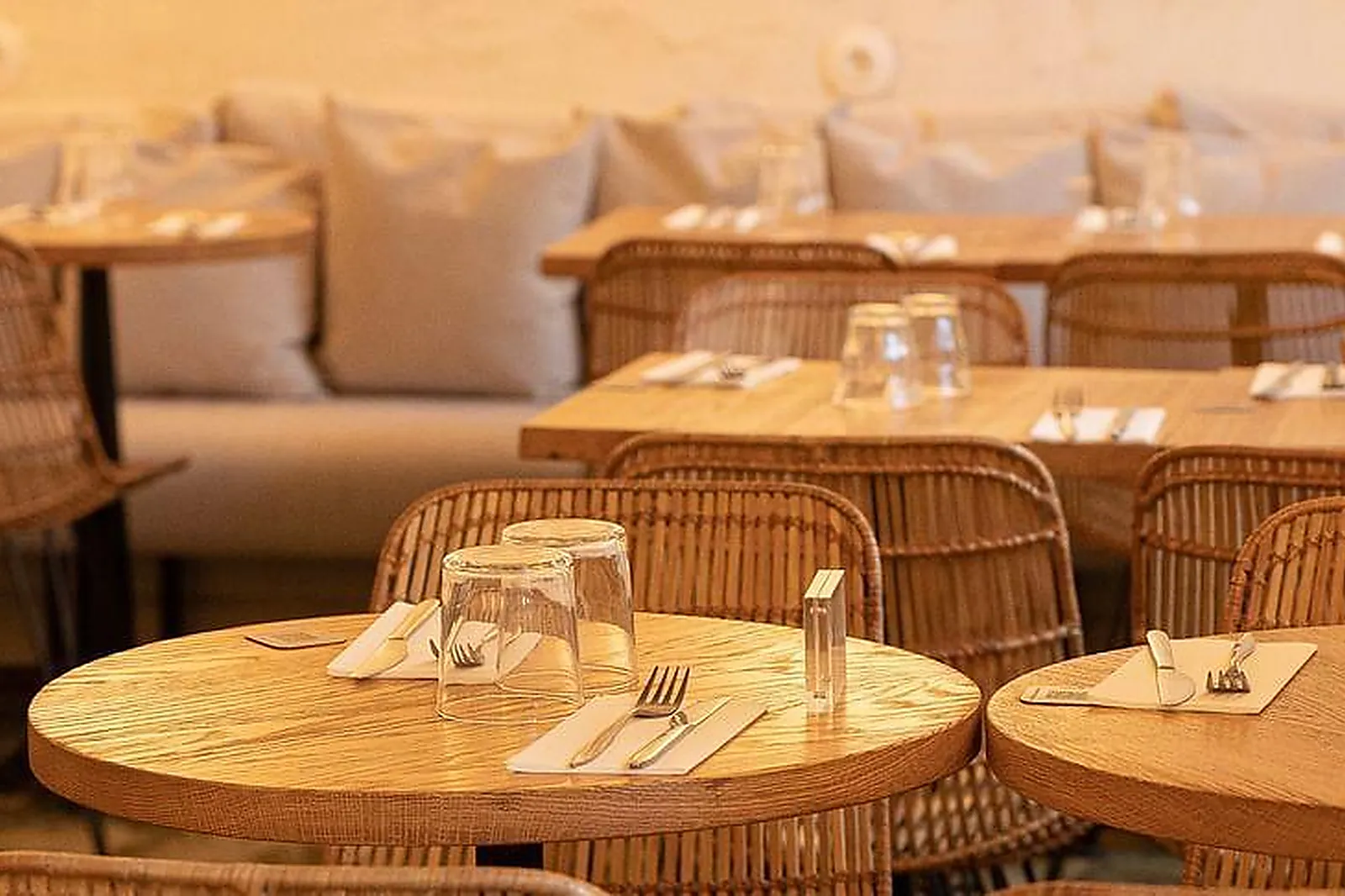 Lieux événementiels, L'ÉTAGE MARTYRS