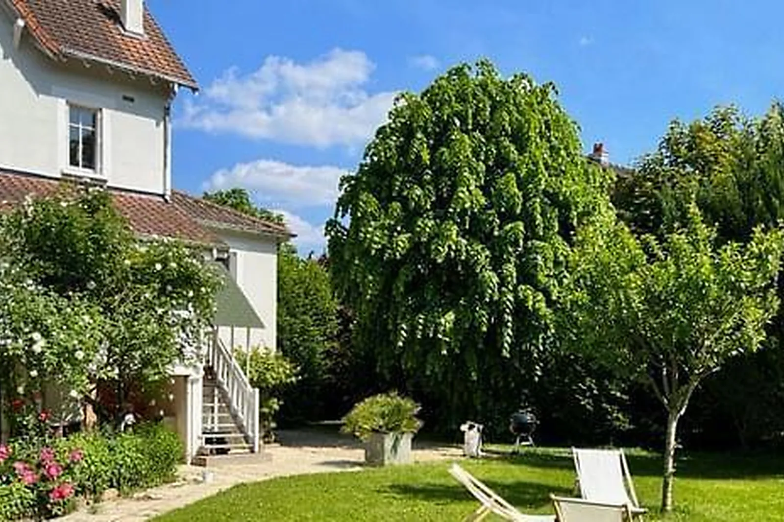 Lieux événementiels, L'ÎLESBELLE