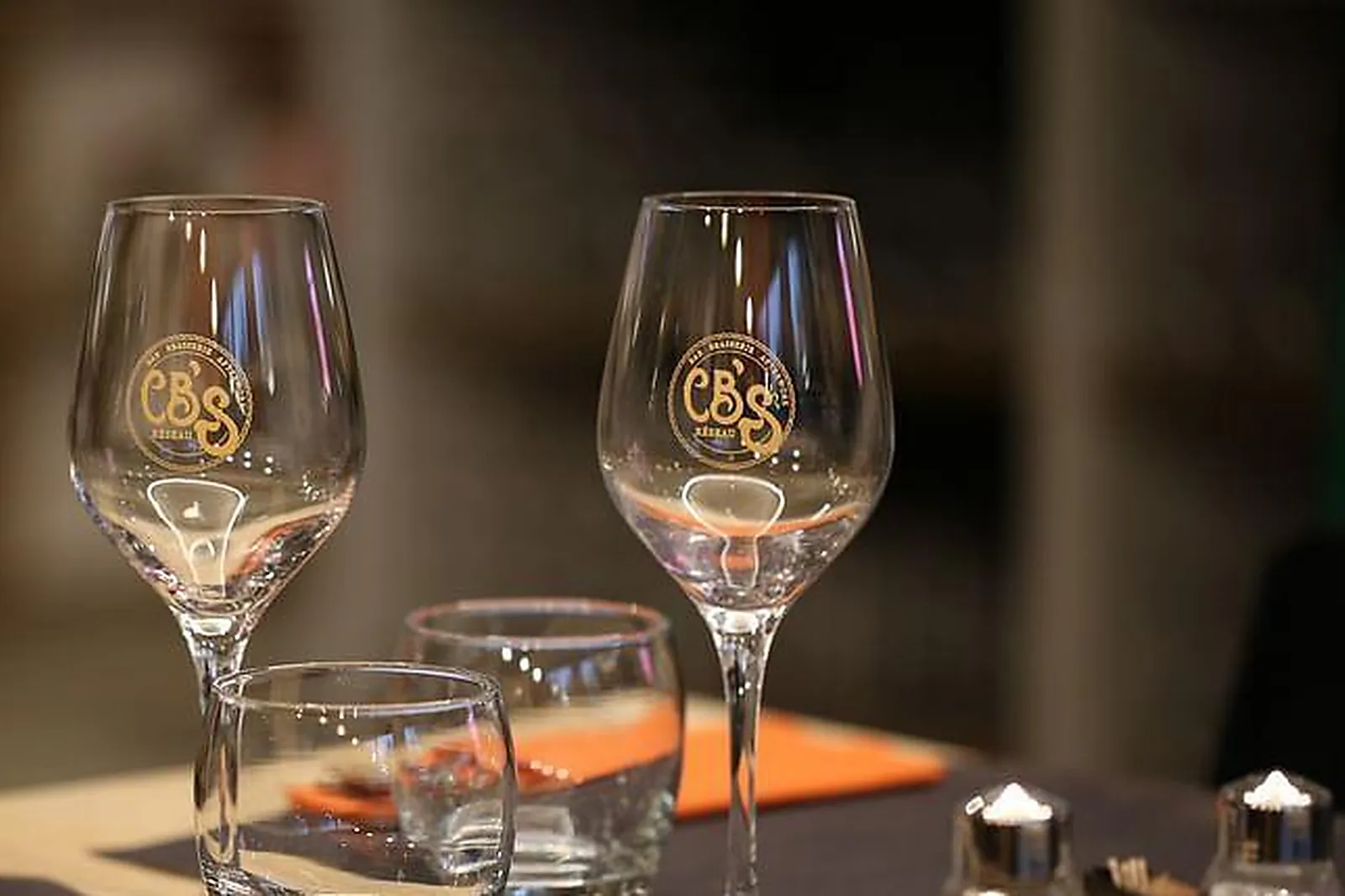 Lieux événementiels, SAS CB'S RESEAU