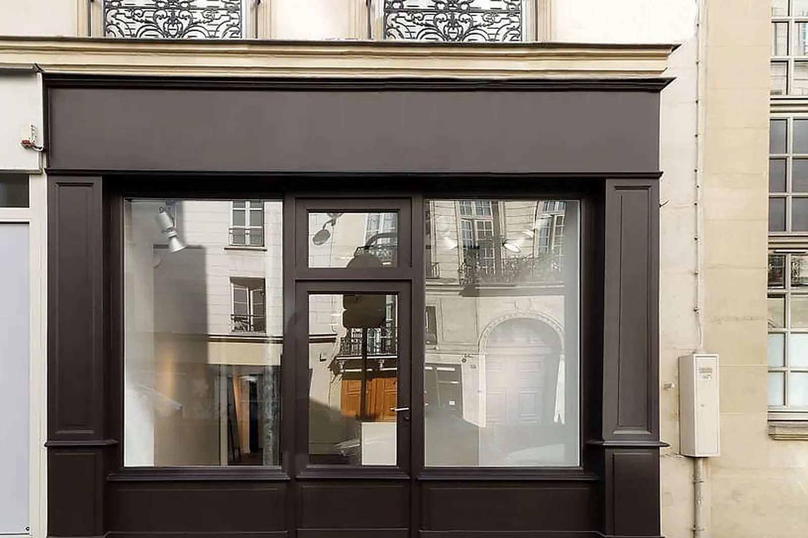 Lieux événementiels, SHOWROOM | LUNDI9HEURES