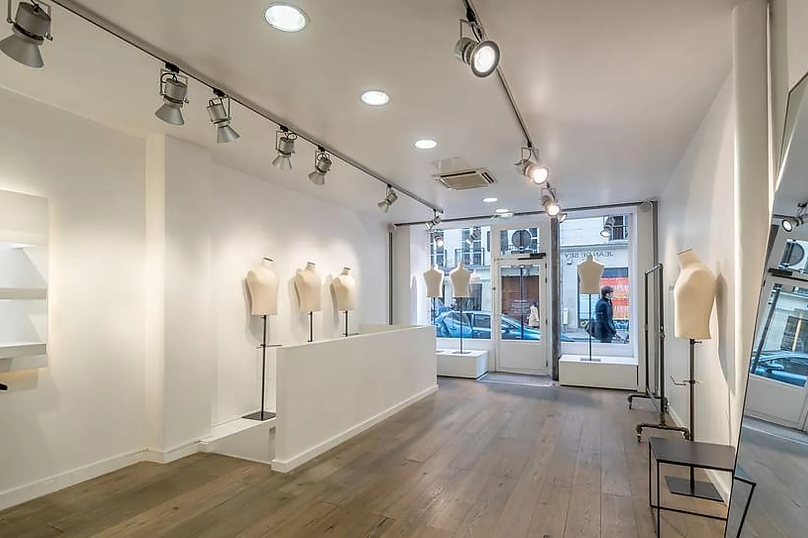 Lieux événementiels, SHOWROOM | LUNDI9HEURES