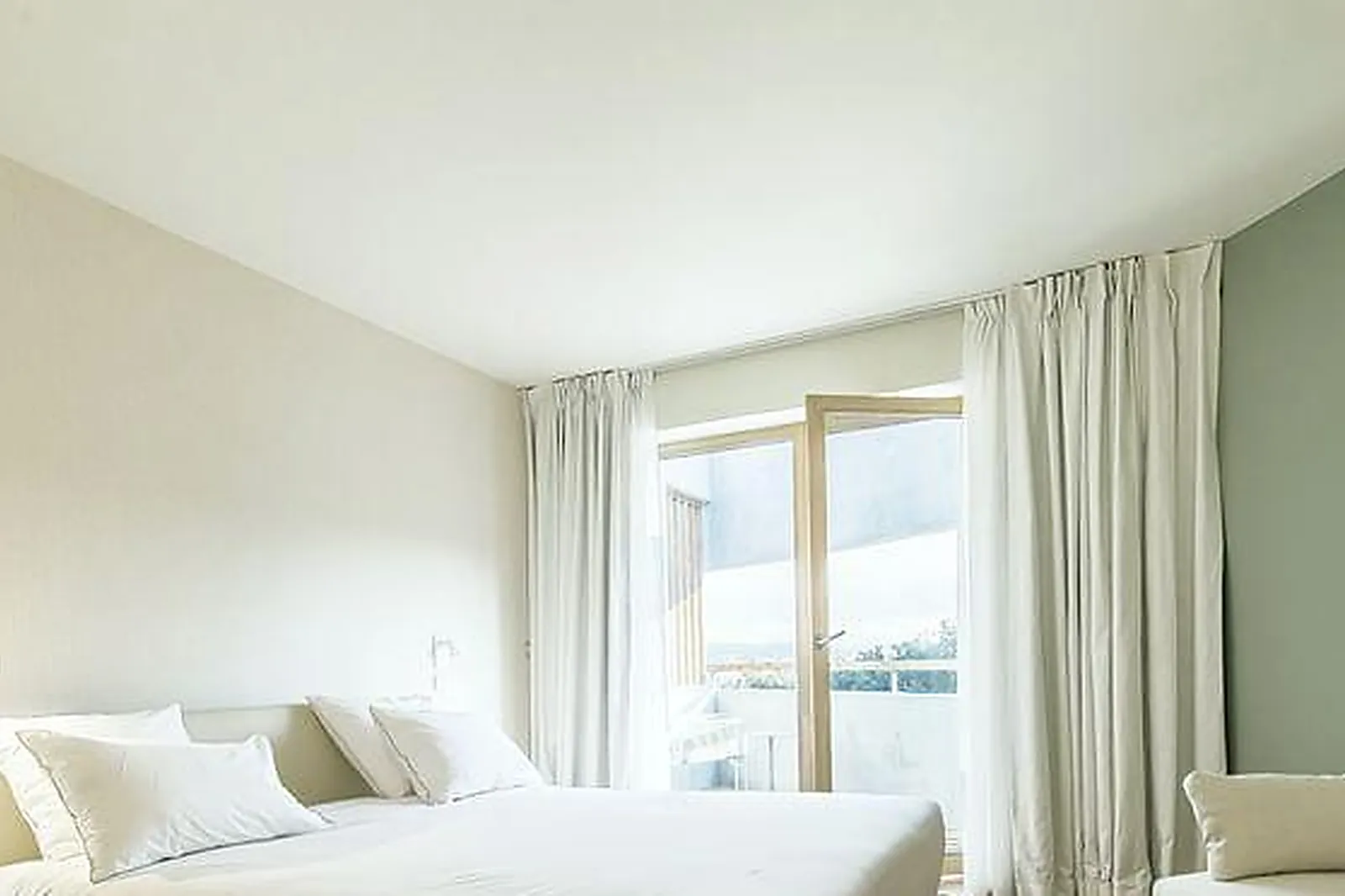 Lieux événementiels, CAVE CQFD