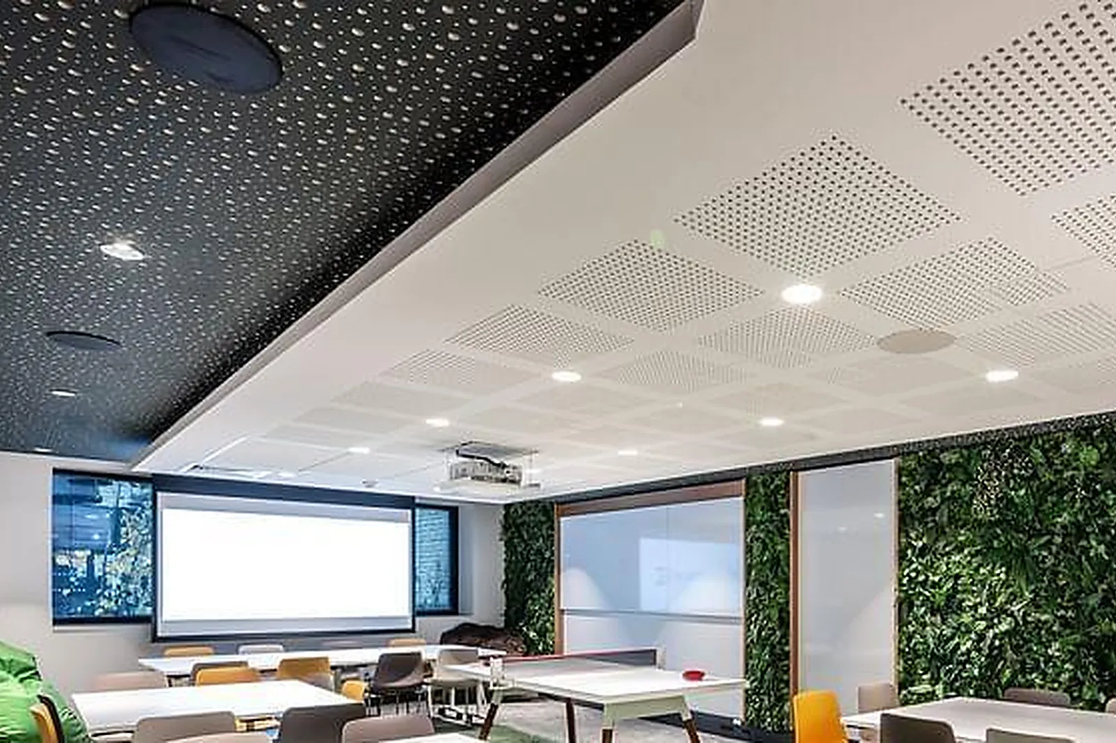 Lieux événementiels, HÔTEL DE L'ABEILLE