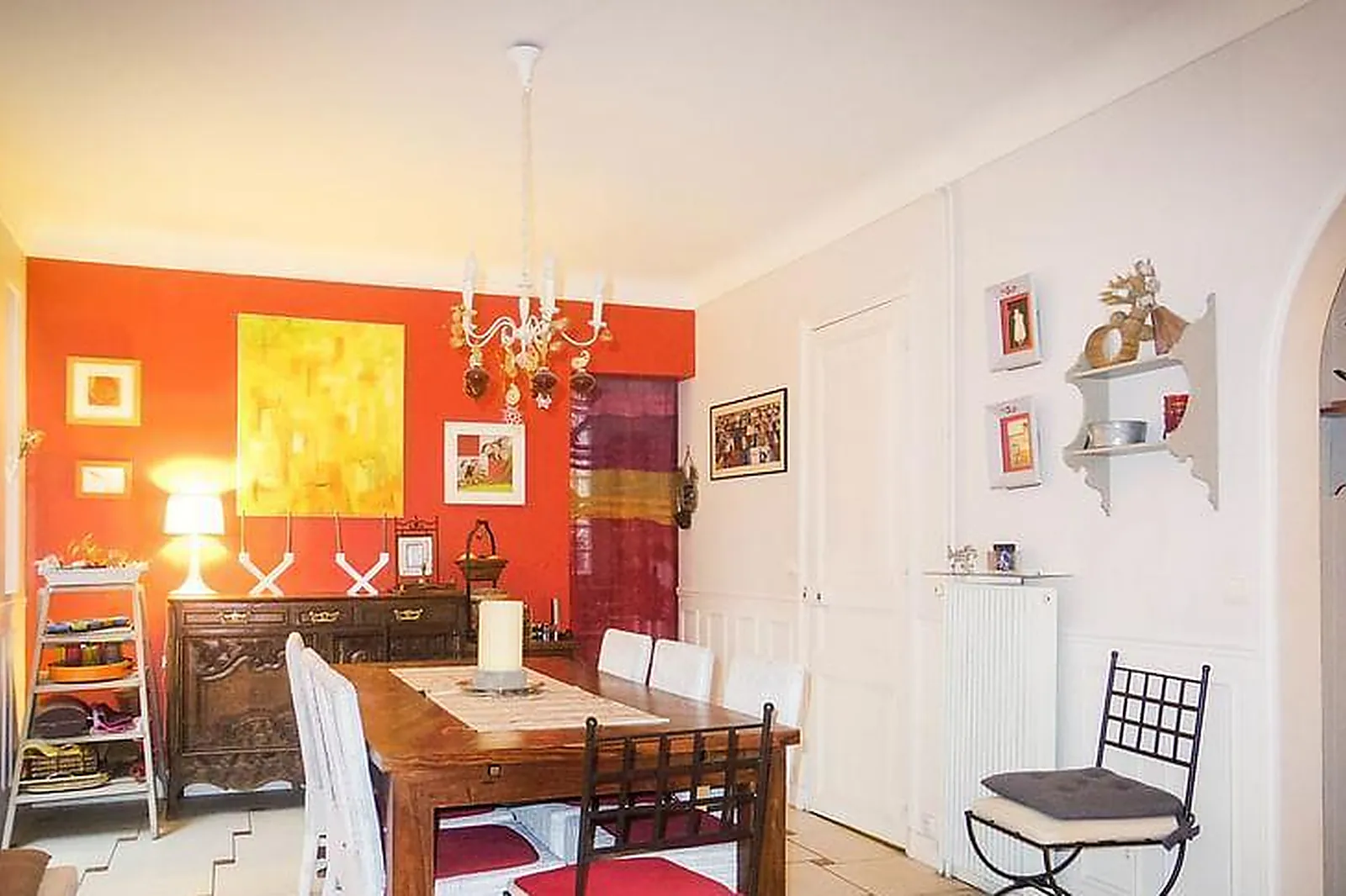 Lieux événementiels, À LA MAISON