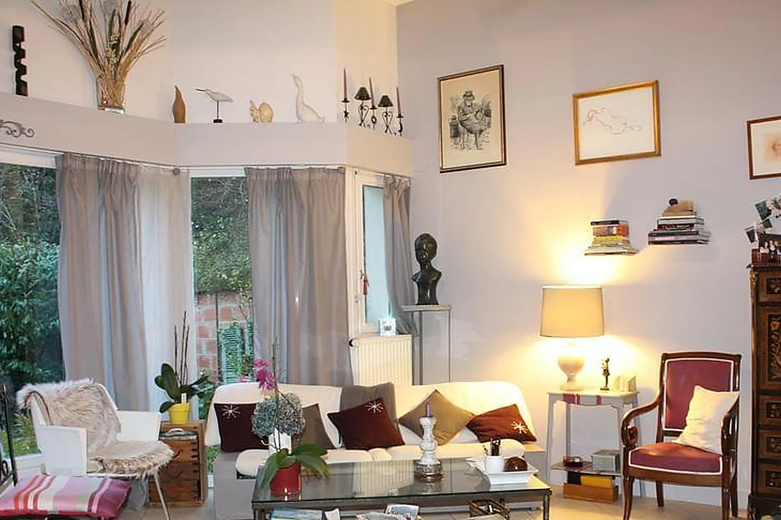 Lieux événementiels, À LA MAISON