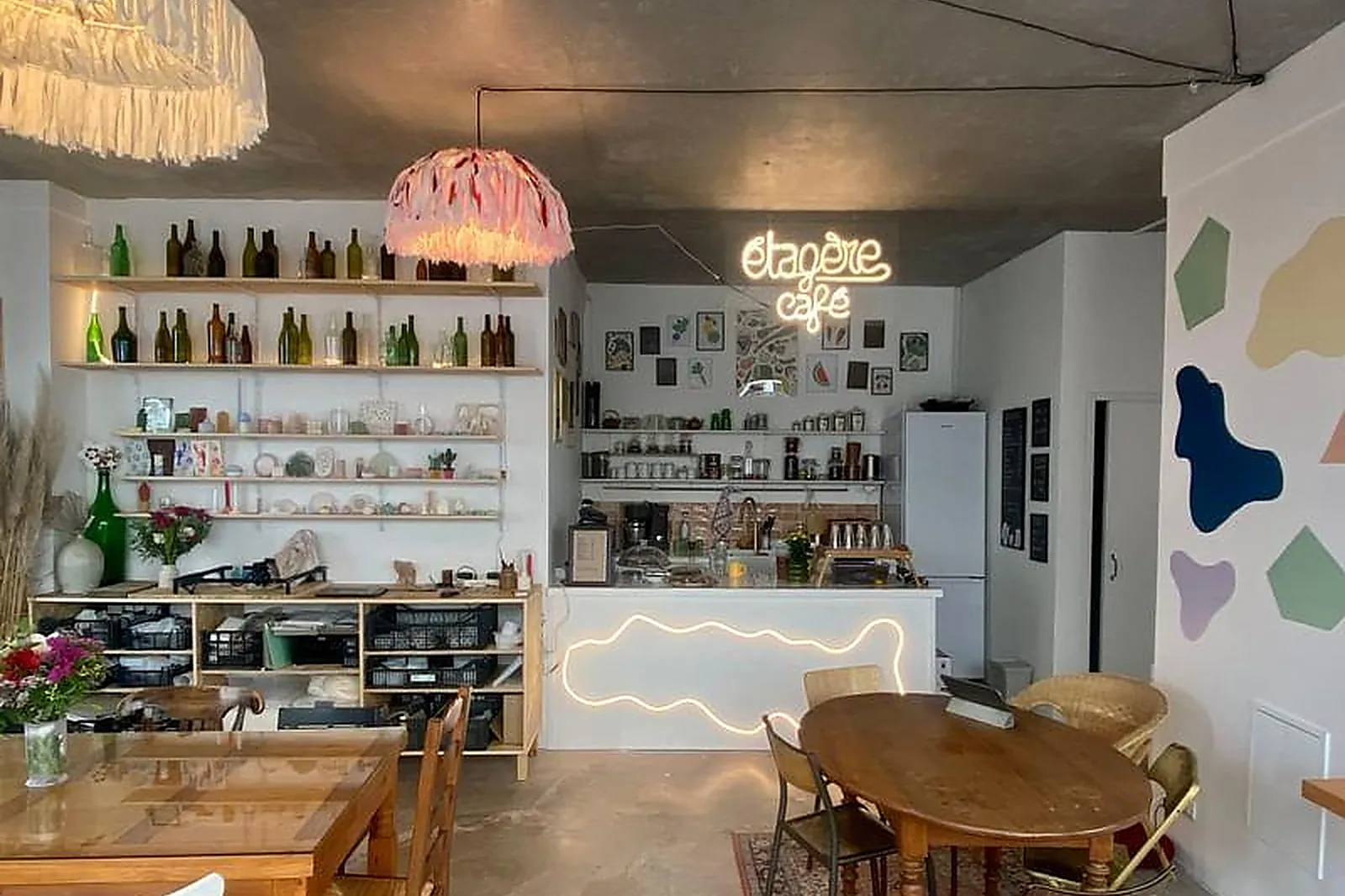 Lieux événementiels, ÉTAGÈRE CAFÉ