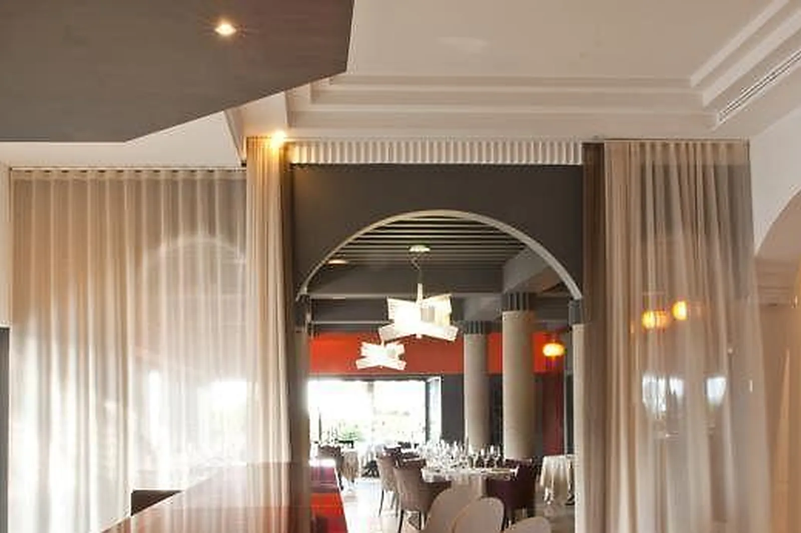 Lieux événementiels, ÎLE DE LA LAGUNE *****