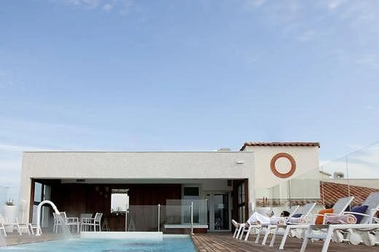 Lieux événementiels, ÎLE DE LA LAGUNE *****