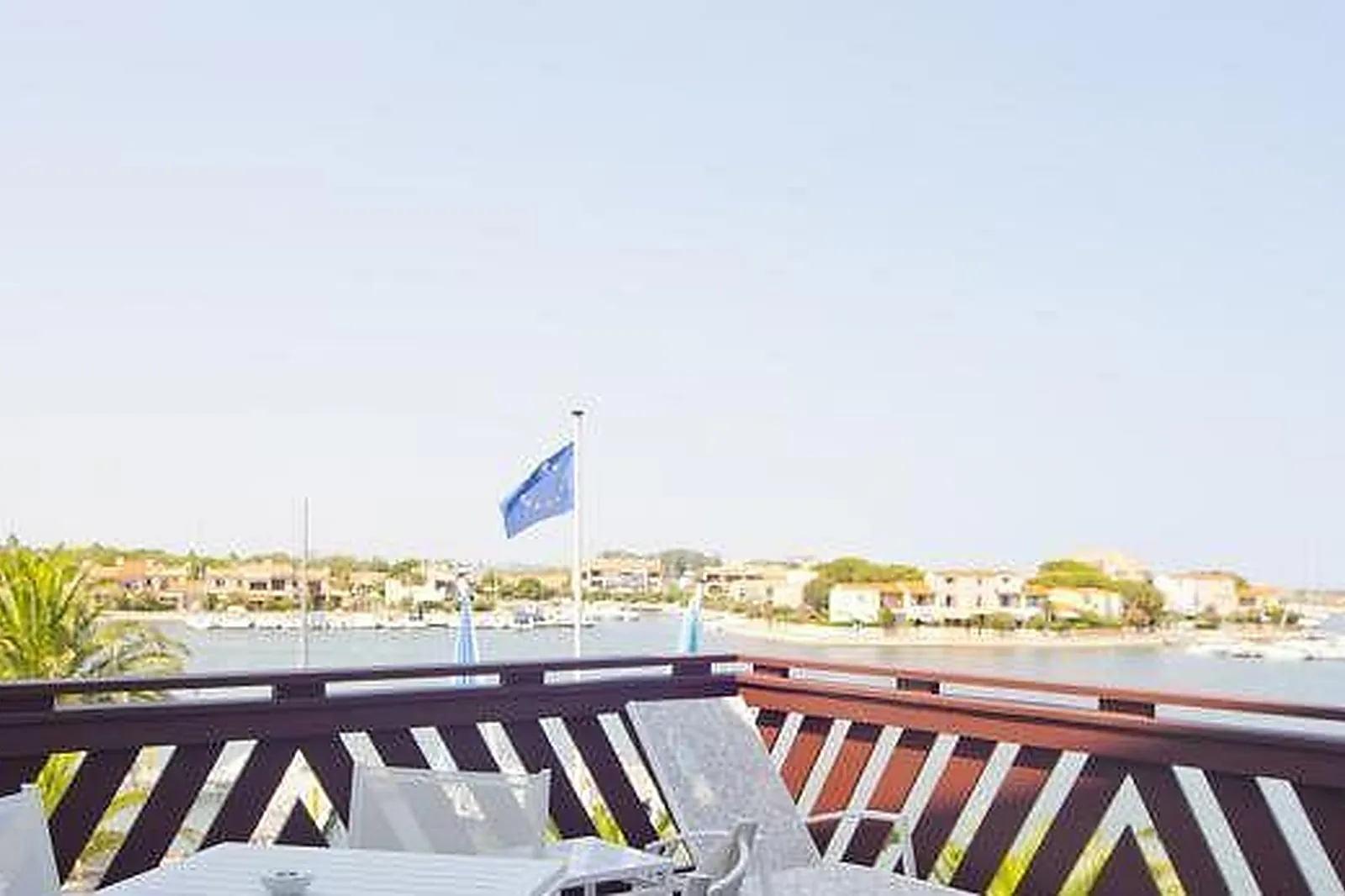 Lieux événementiels, ÎLE DE LA LAGUNE *****