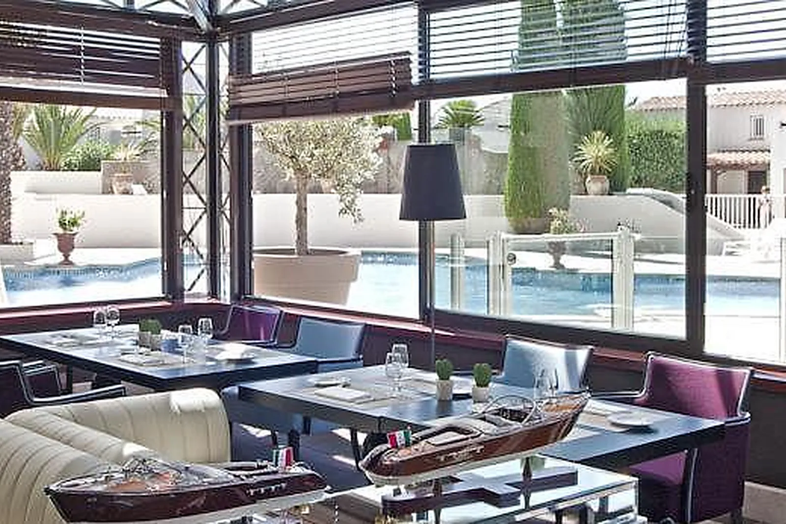 Lieux événementiels, ÎLE DE LA LAGUNE *****