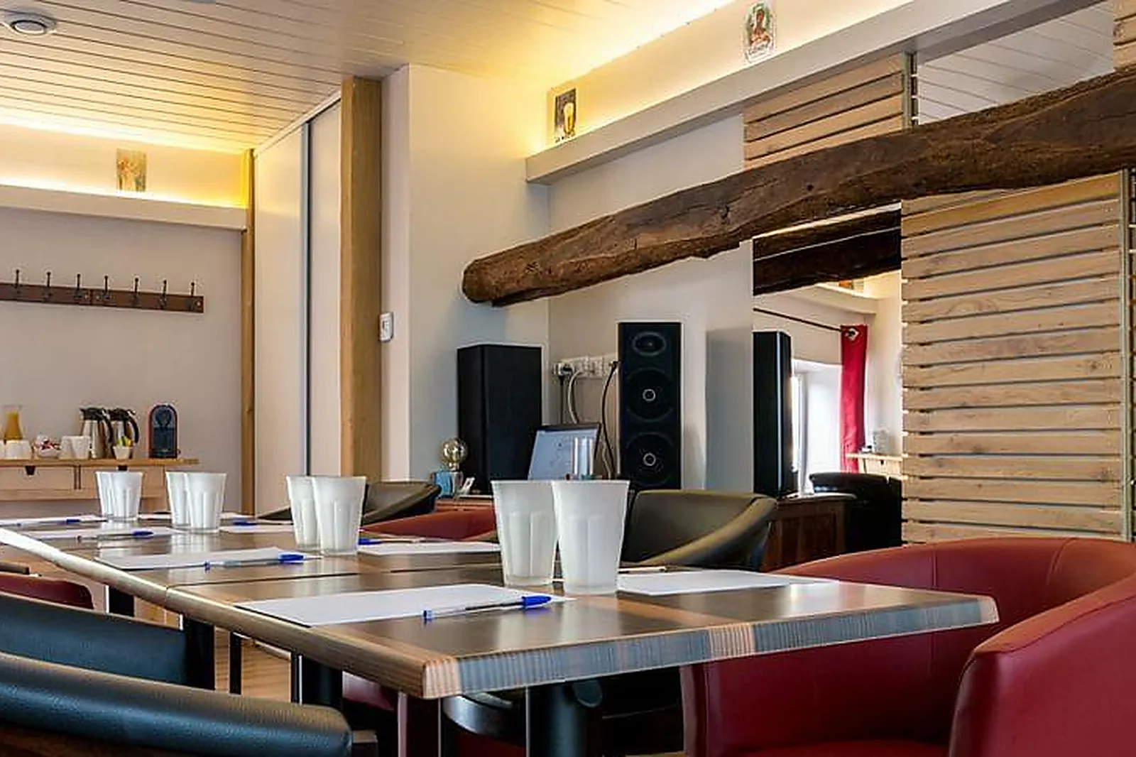 Lieux événementiels, Ô DÉLICES DE LA MONNERIE