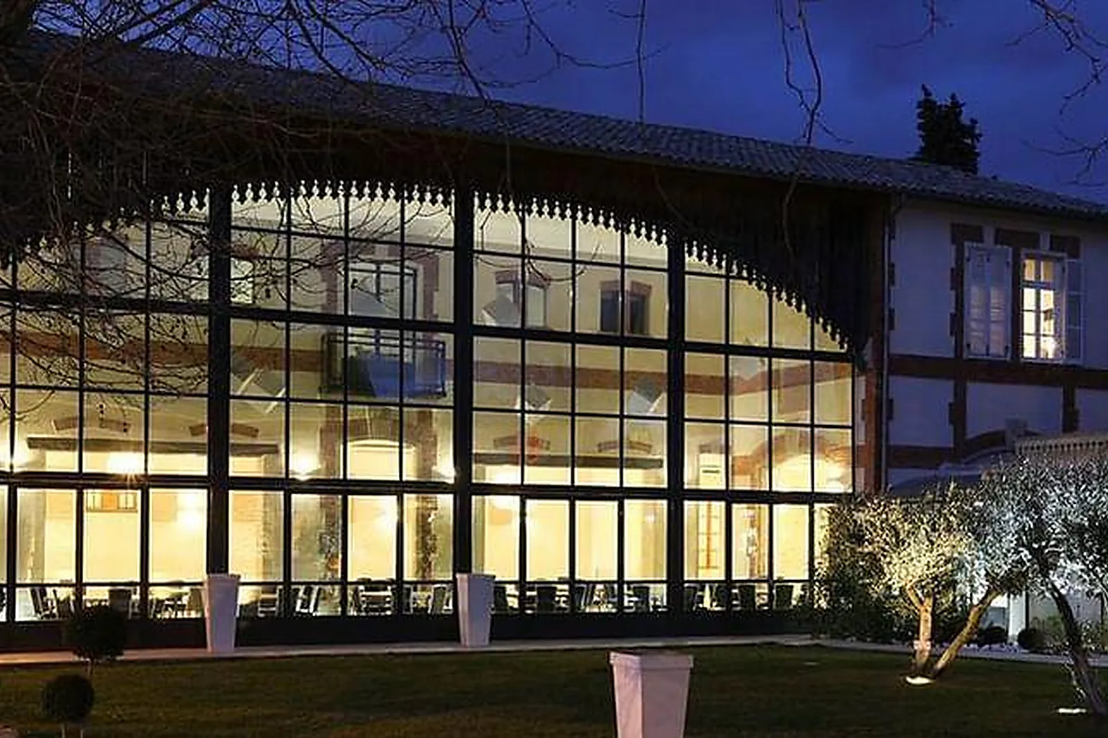 Lieux événementiels, Ô TRUSQUIN PAR CÉDRIC DENAUX