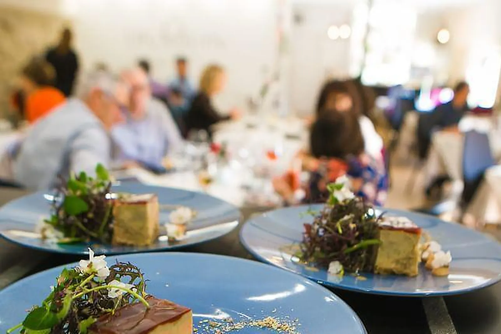 Lieux événementiels, Ô TRUSQUIN PAR CÉDRIC DENAUX